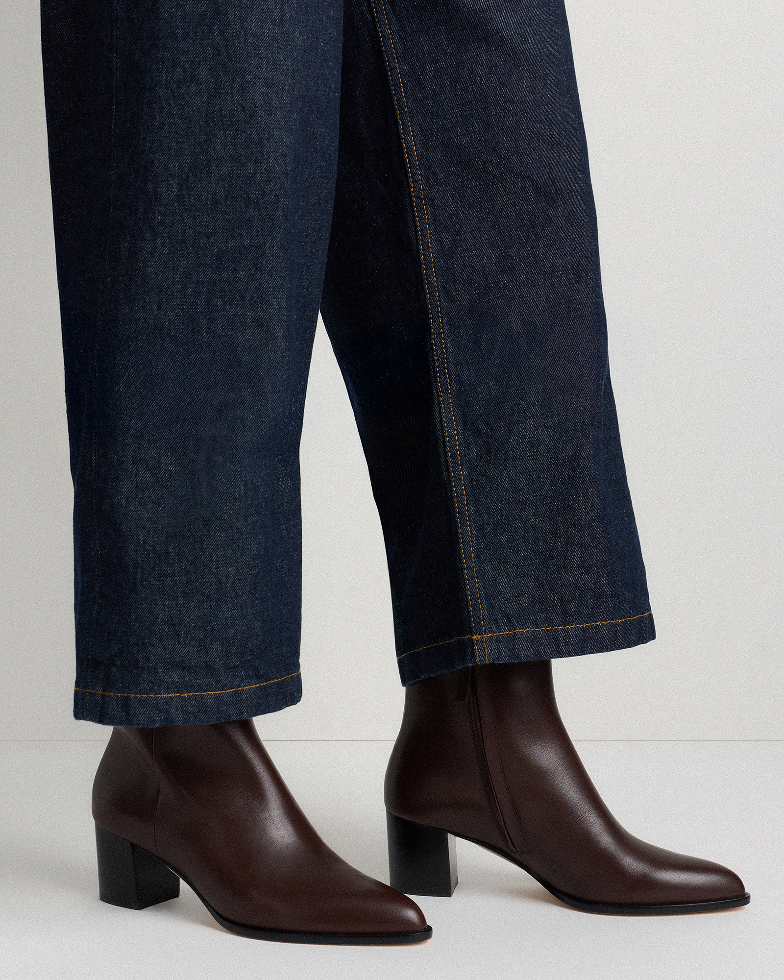 Italian Leather Heeled Ankle Boot in Espresso Brown display picture 1