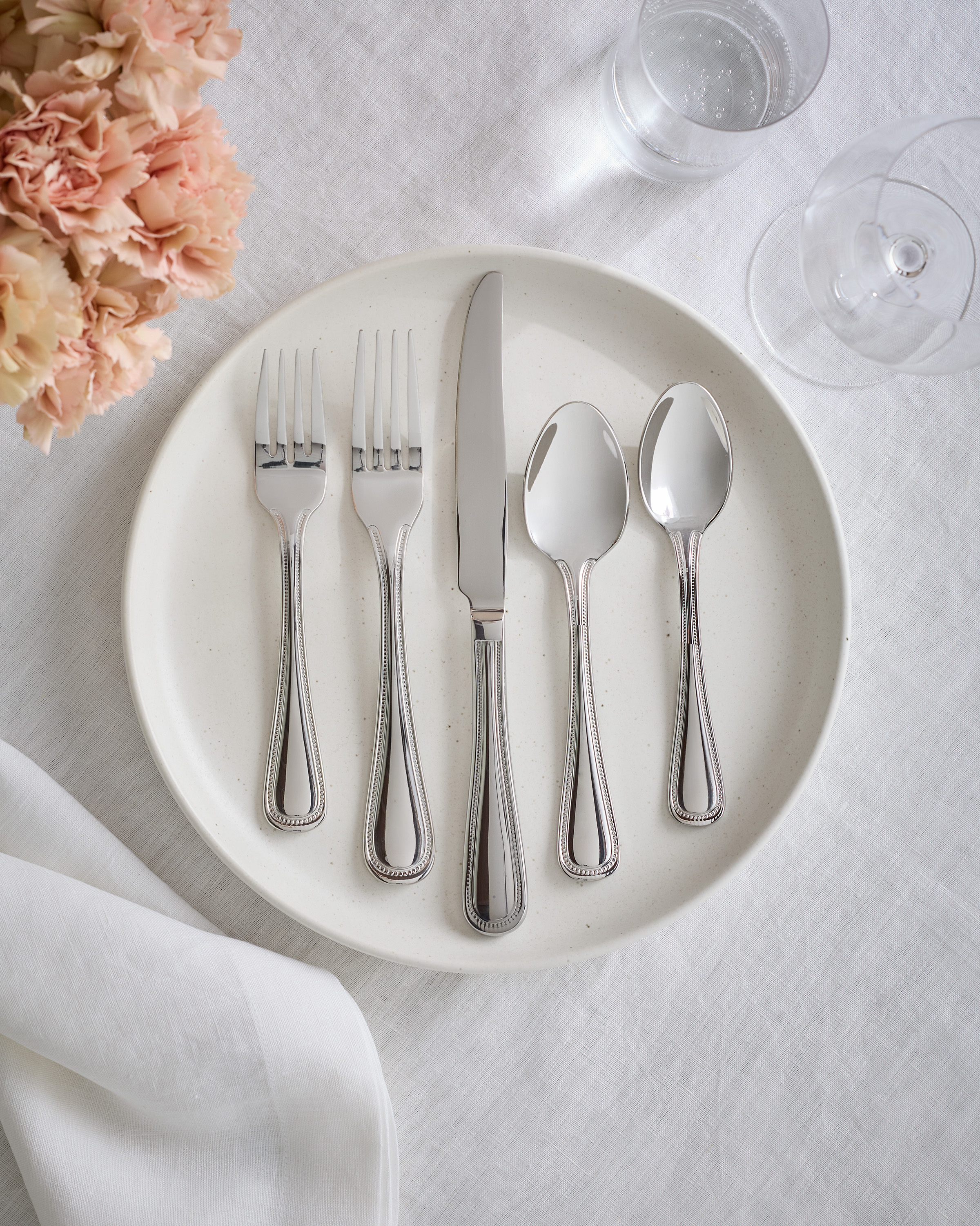 Beaded Classic 20-Piece Flatware Set - thumbnail 2