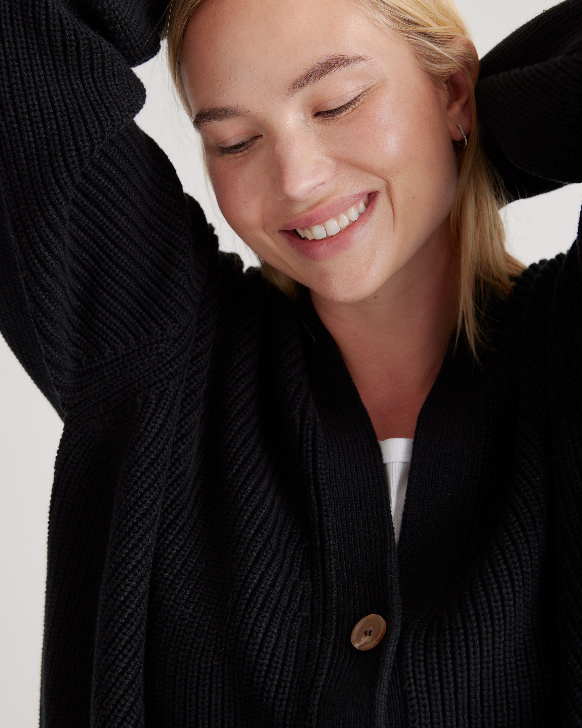 100% Organic Cotton Fisherman Boxy Cropped Cardigan in Black