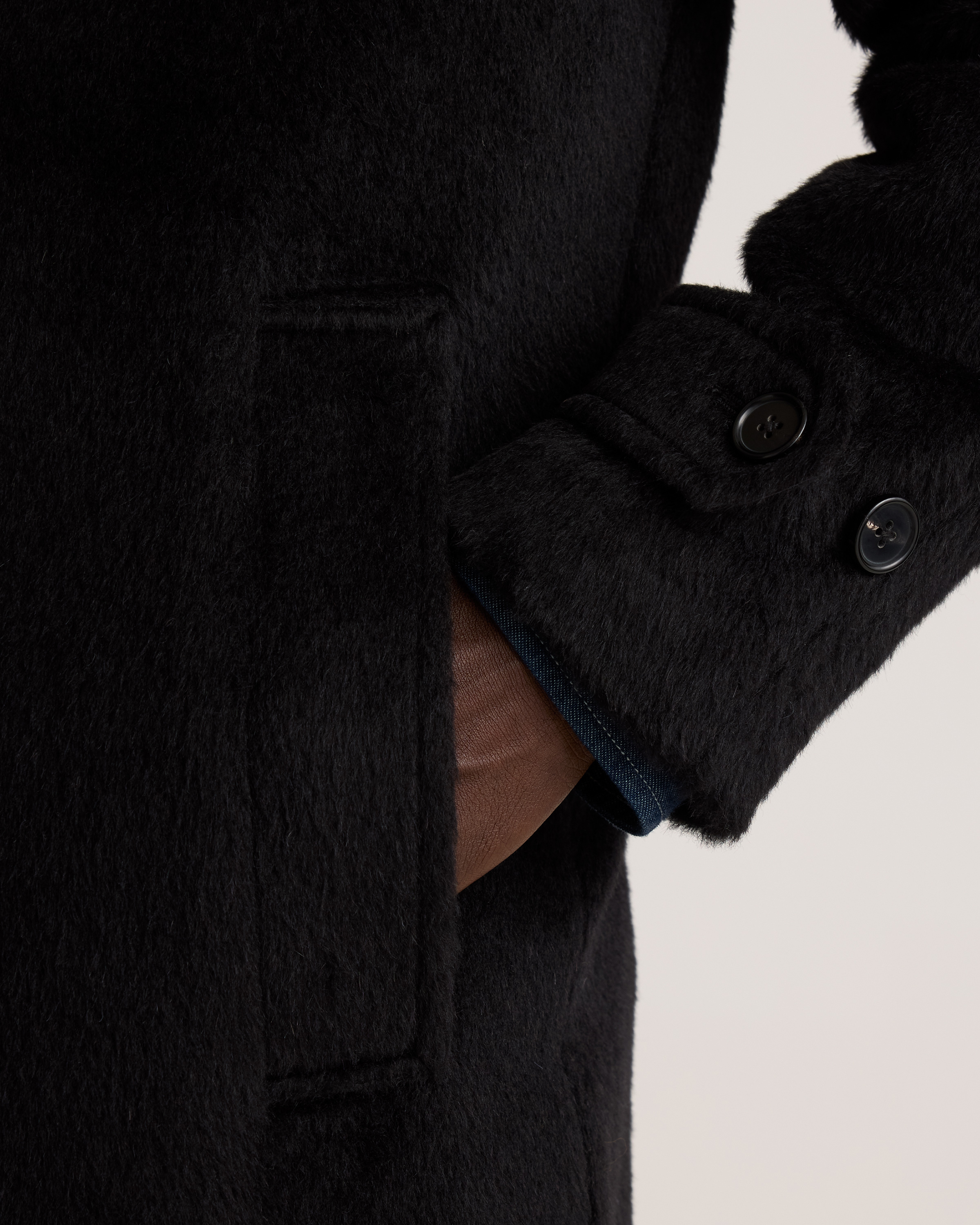 Alpaca-Wool Overcoat in Black