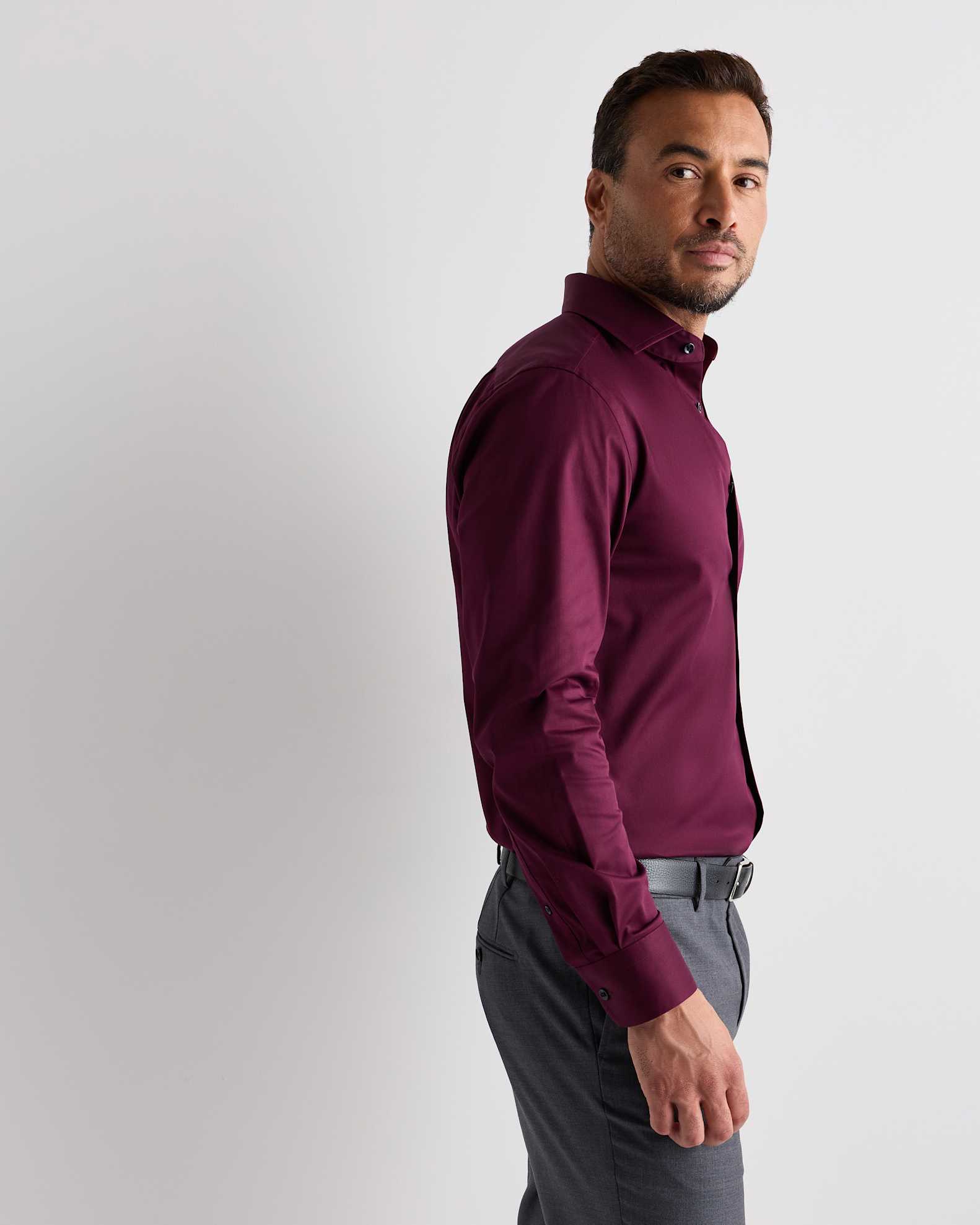 Men's Stretch Twill Dress Shirt in Barolo Burgundy, Size XL, Organic Cotton by Quince Men's Stretch Twill Dress Shirt in Barolo Burgundy, Size XL, Organic Cotton by Quince