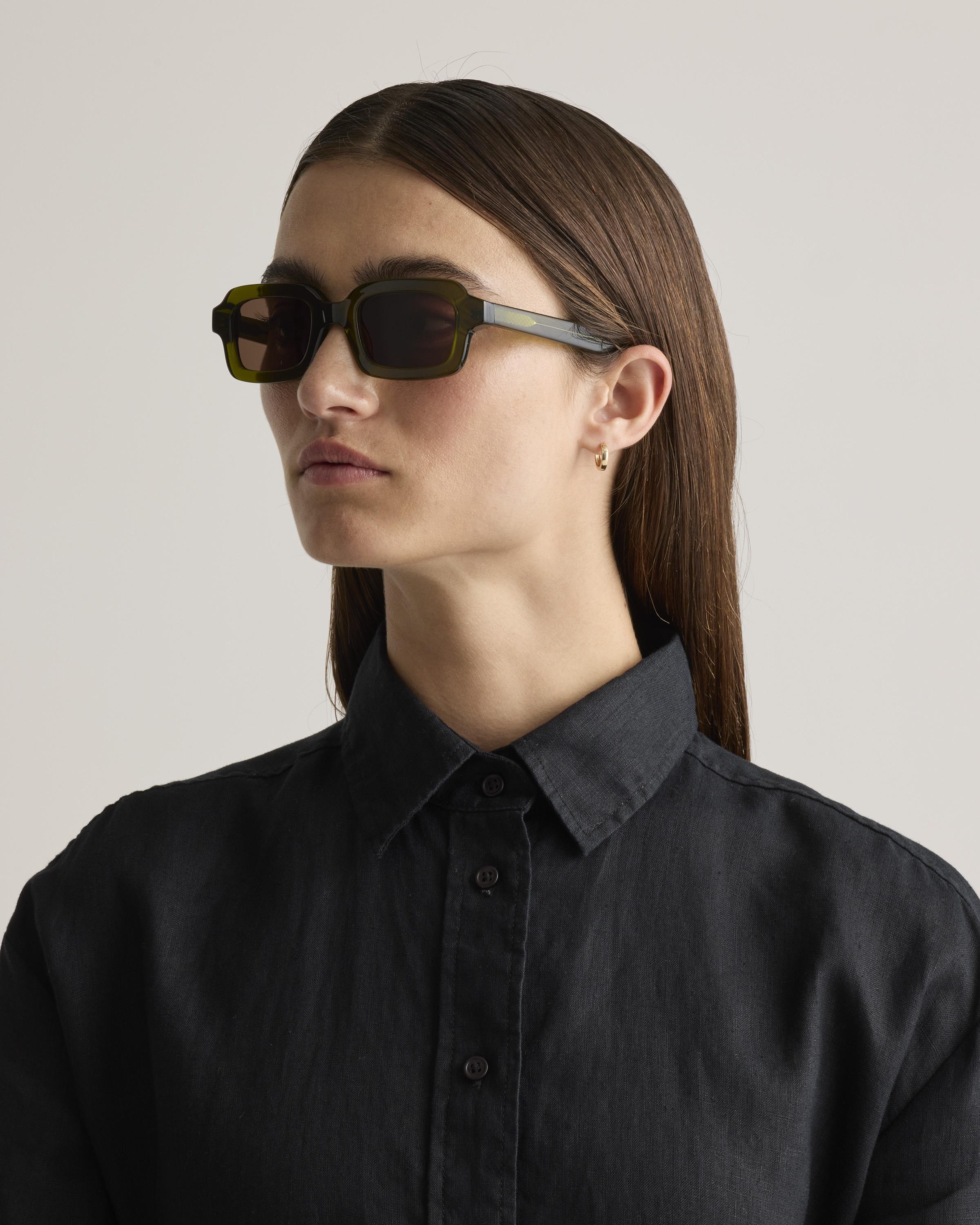 New! Quince Fiji Polarized Acetate Sunglasses in Moss with Brown Lenses Fiji Polarized Acetate Sunglasses in Moss with Brown lens main image 4