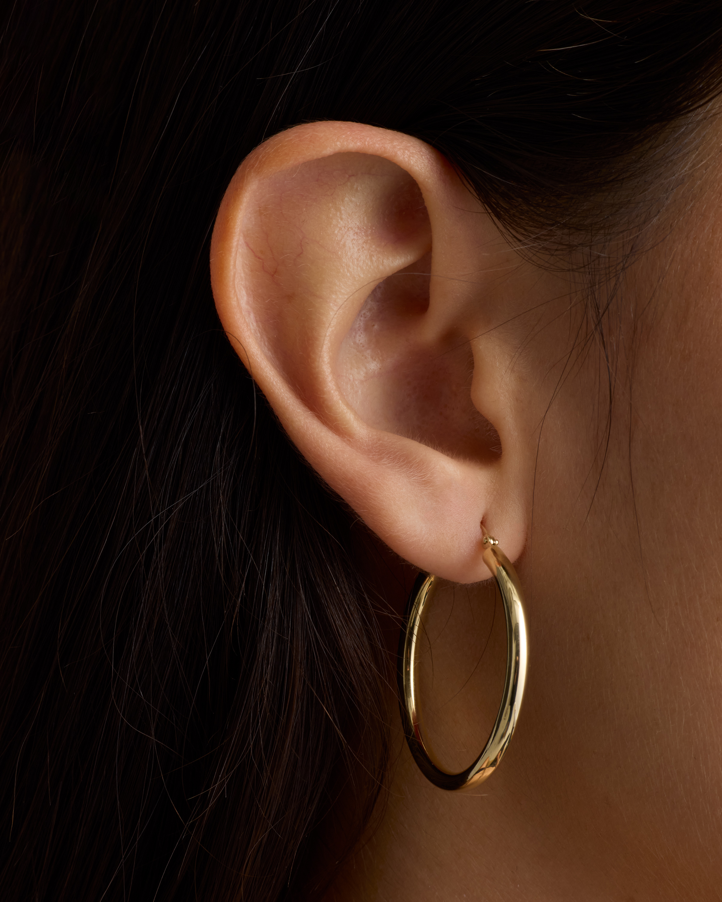 rippmonster　gold hoop 1 Pair Gold Tone CLIP ON Hoop Earrings - 2.5