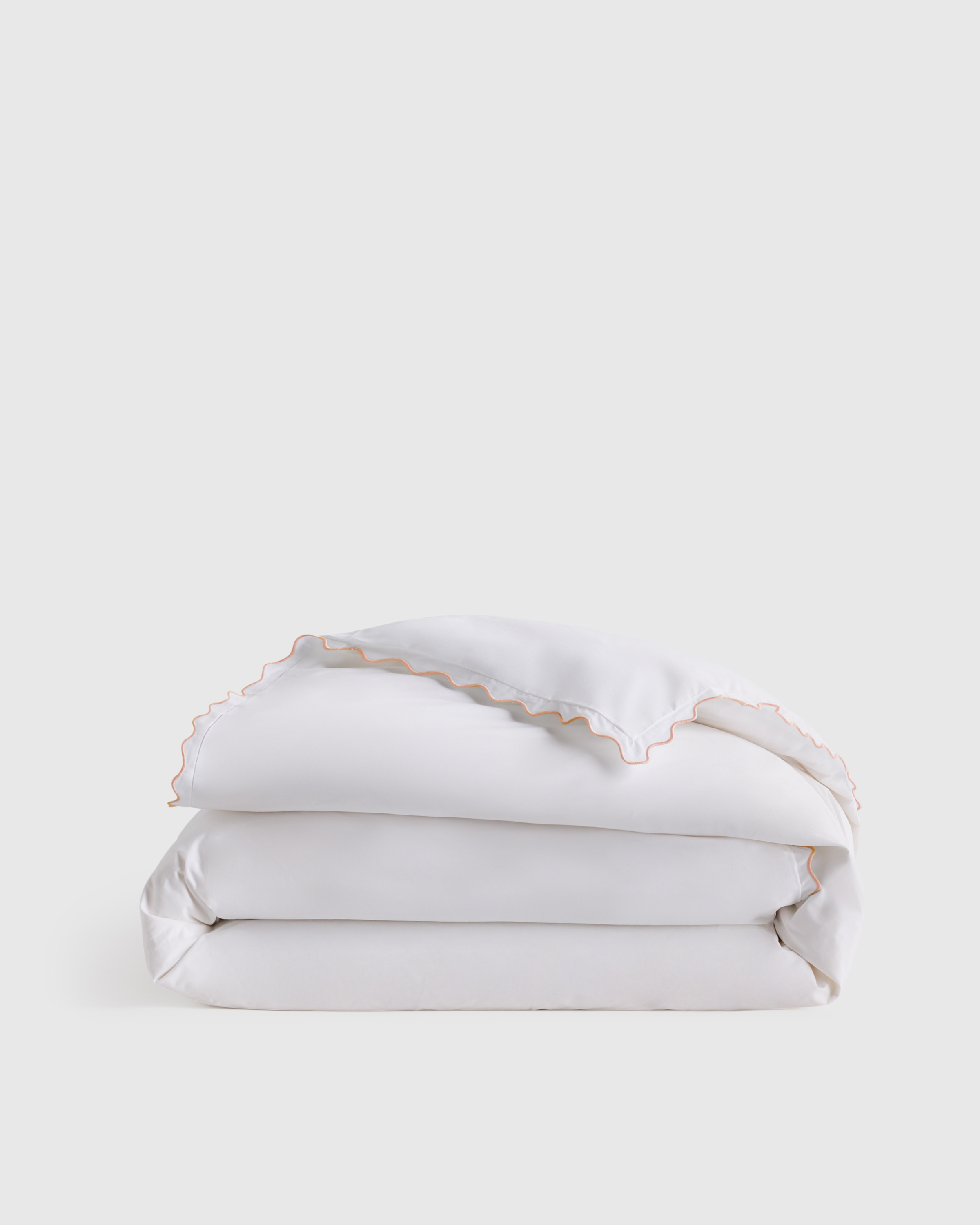 White/Rose Classic Organic Percale Scallop Duvet Cover
