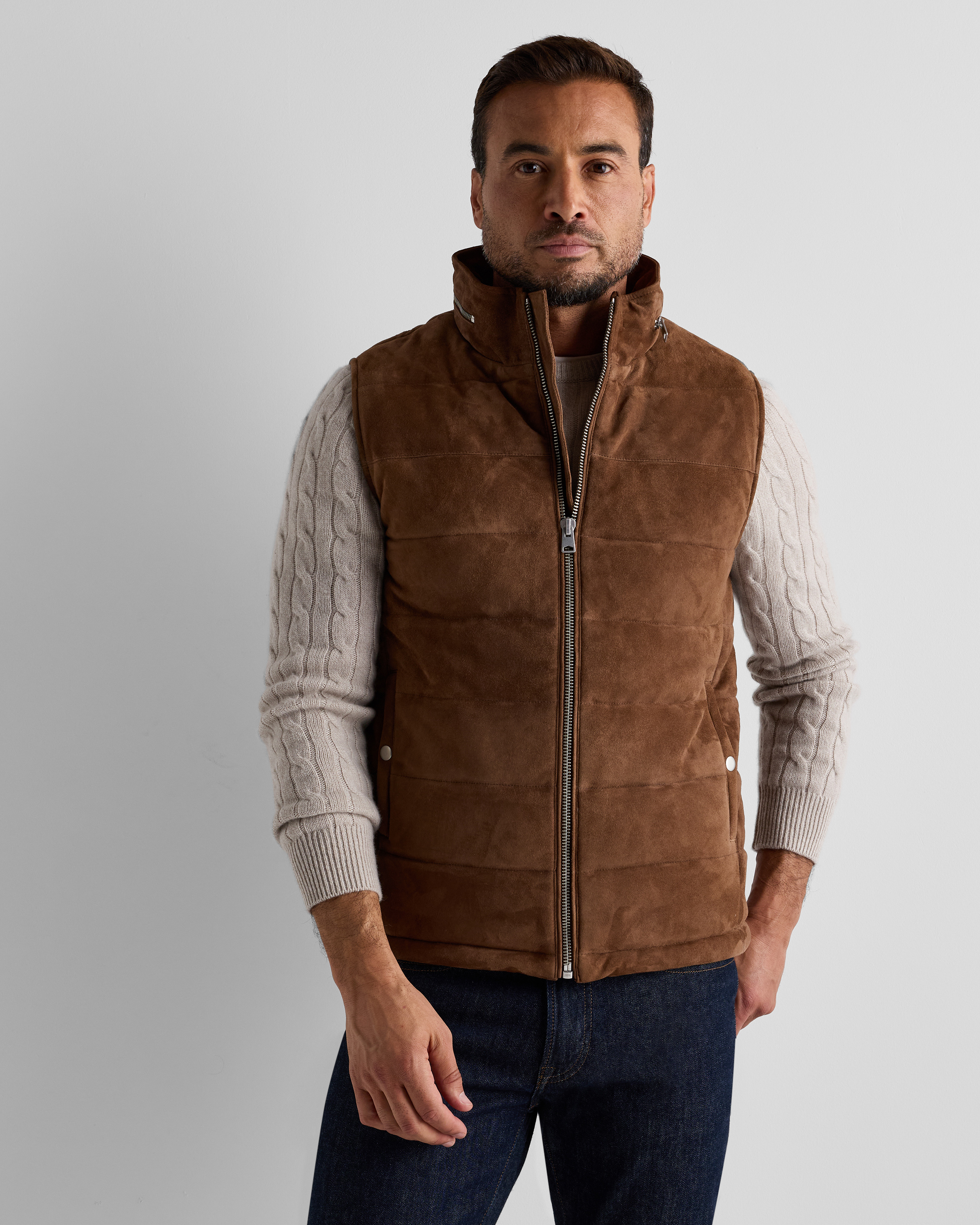 Dark Chestnut Brown Gilet matelassé 100 % suède