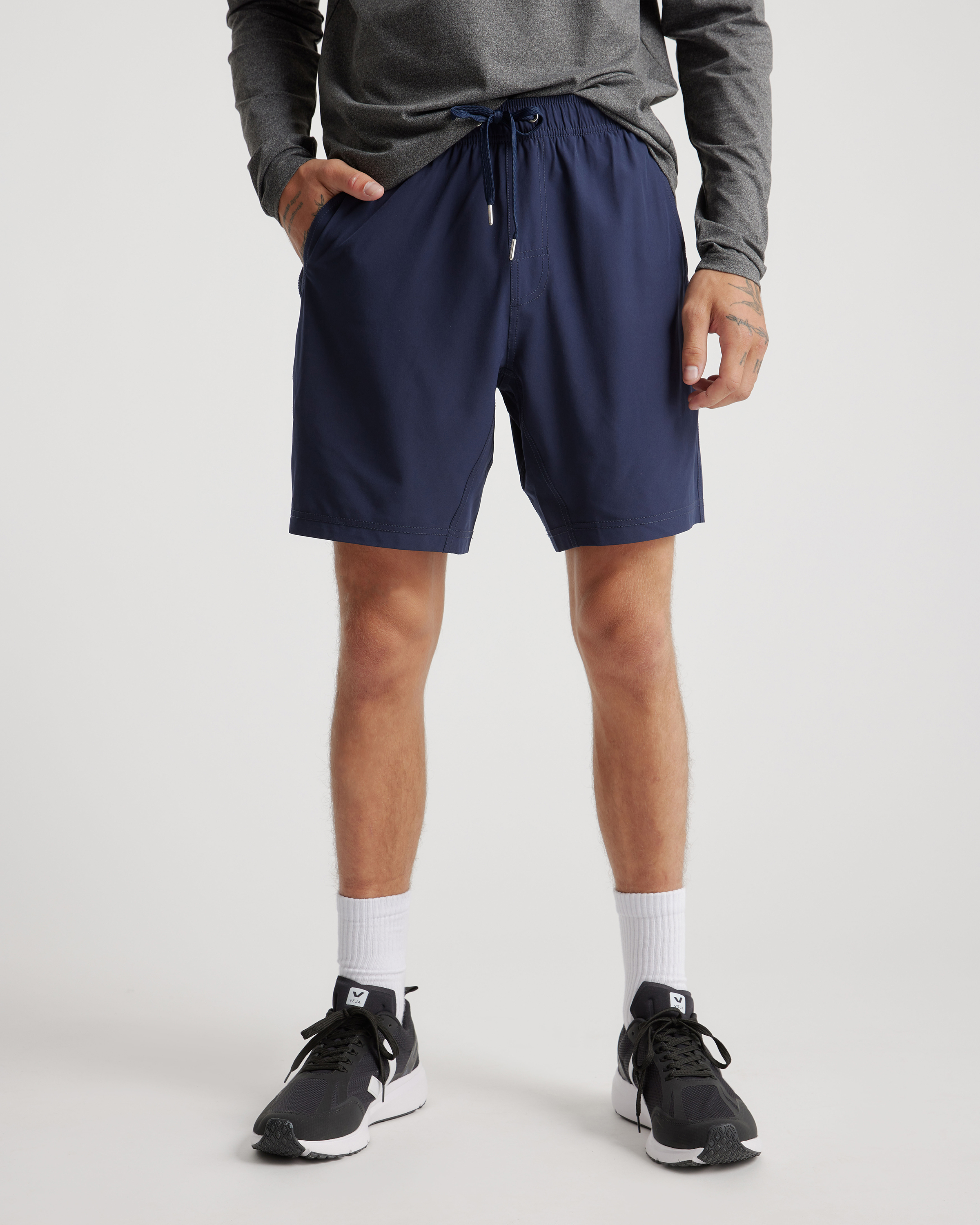 Quince Men's Performance Tech Short In Navy