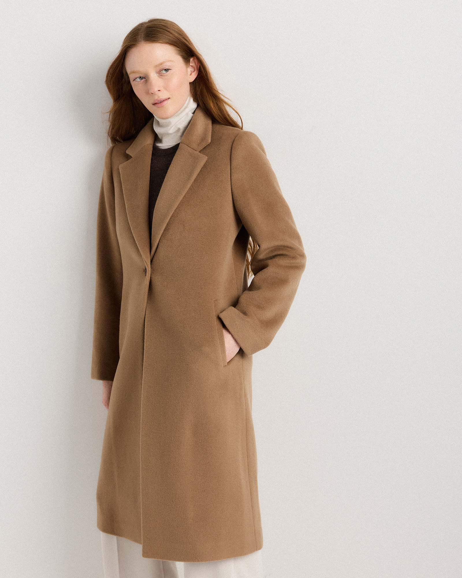Wool Cashmere Classic Single-Breasted Coat in Mocha Brown