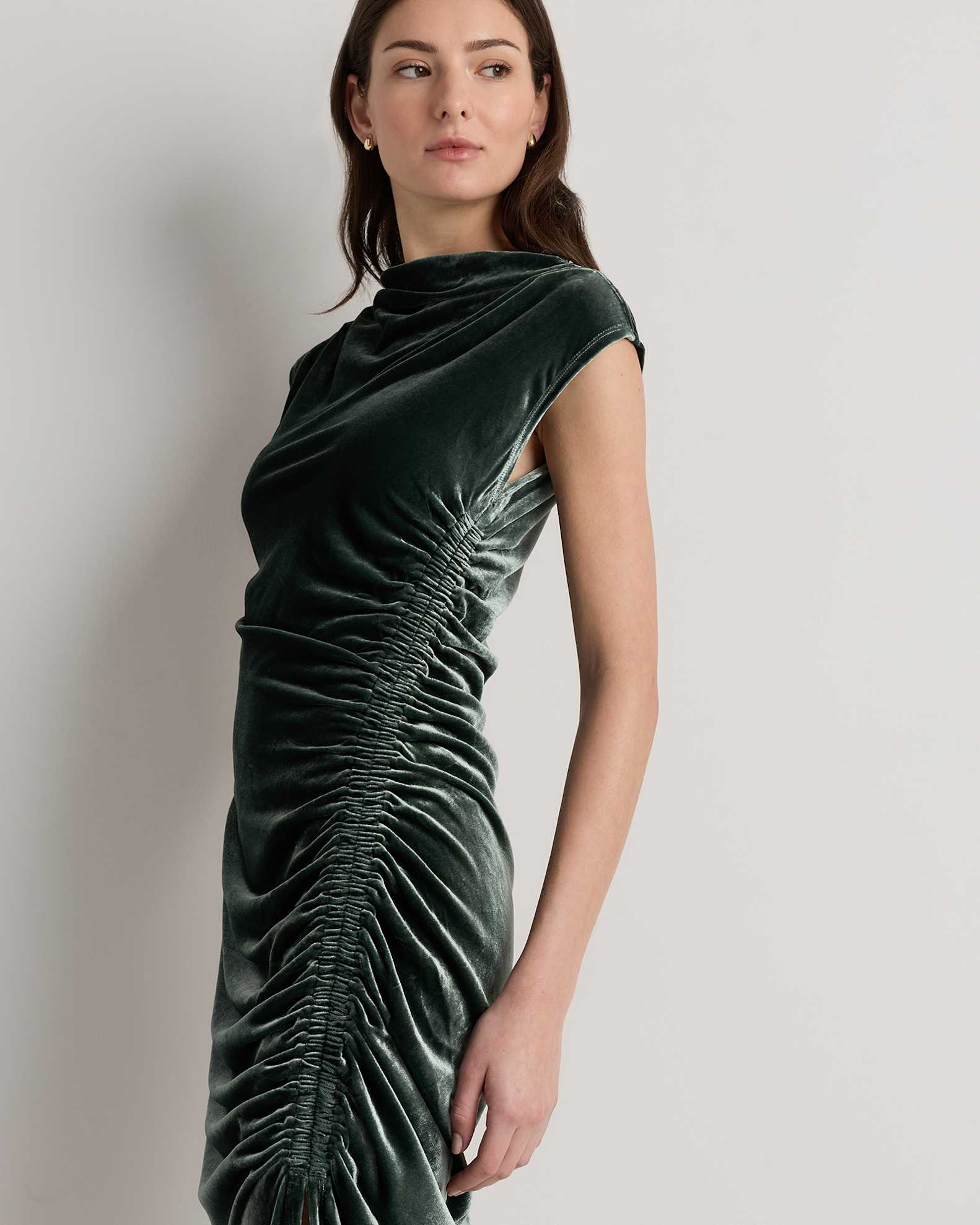 Women's Stretch Silk Velvet Ruched Midi Dress in Forest Green, Size 4 by Quince Women's Stretch Silk Velvet Ruched Midi Dress in Forest Green, Size 4 by Quince