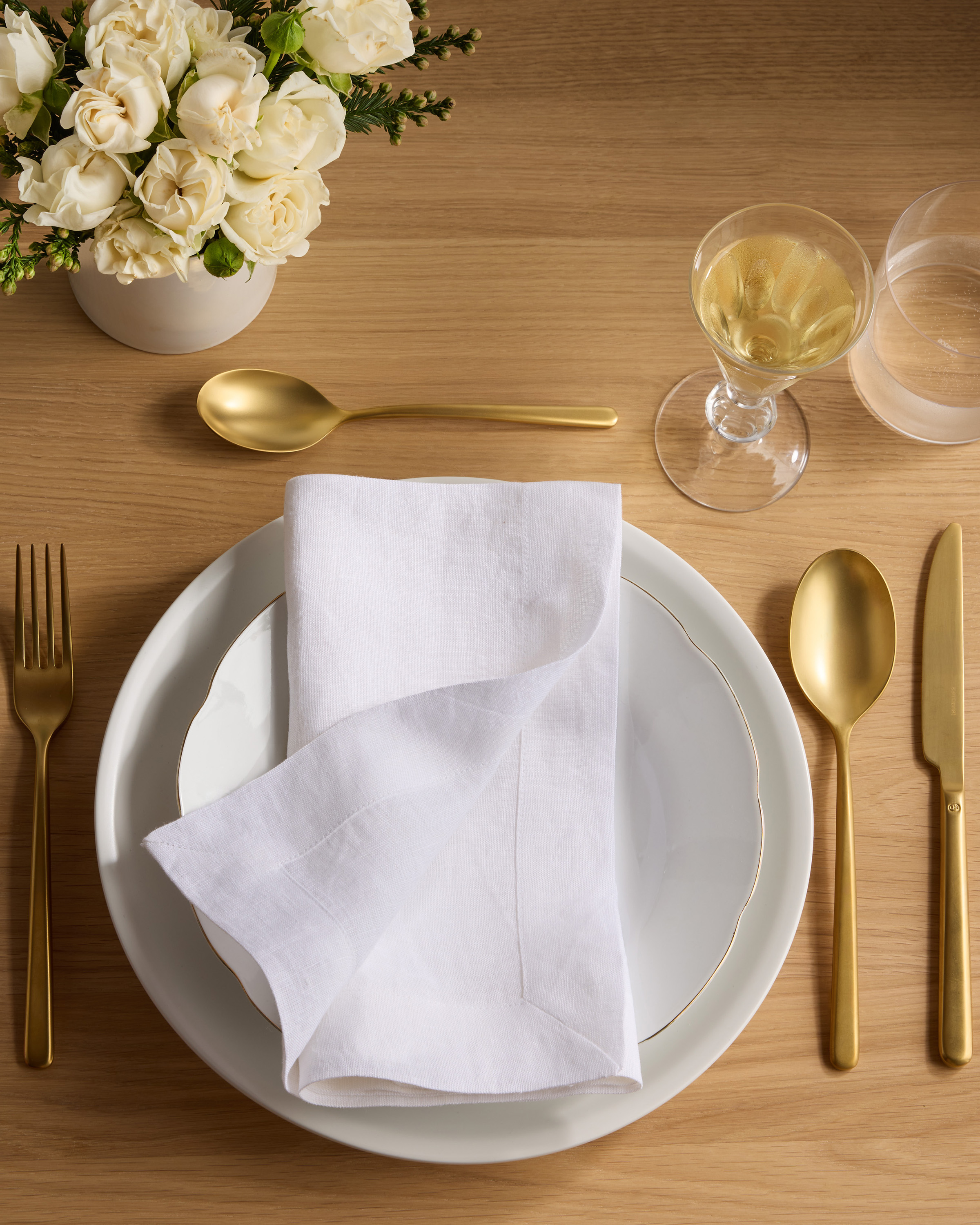 European Linen Wide-Hem Napkins (Set of 12)