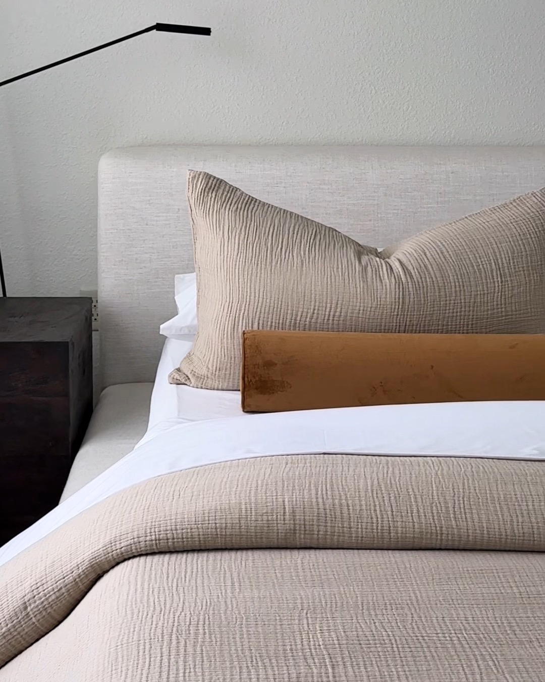 Organic Cotton Gauze Duvet Cover Set - PDP Video Thumbnail (Dune, 4x5)