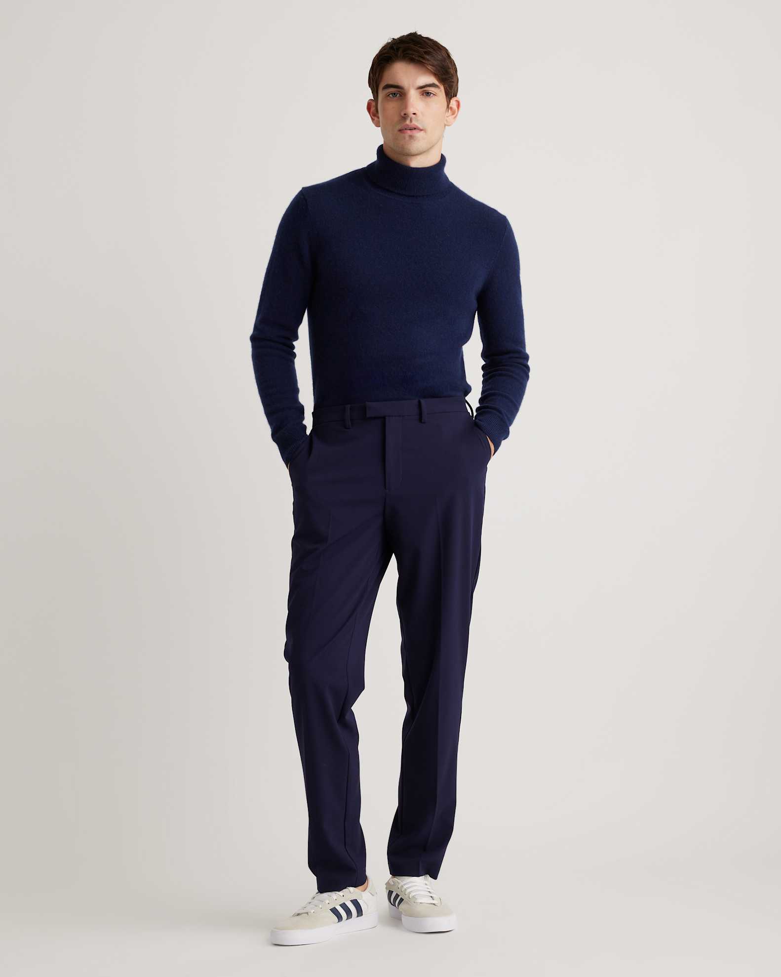 Performance Stretch Dress Pants - Slim Fit in Navy Performance Stretch Dress Pants - Slim Fit in Navy