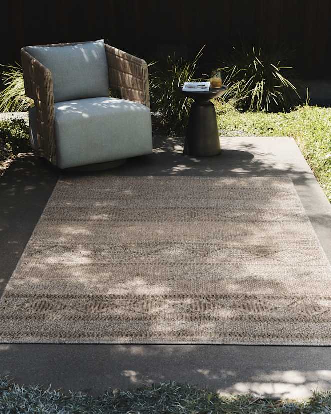 U-RUG-680-BLA 0224-PLATE-FOR-DAPPLE 012 EDITED
