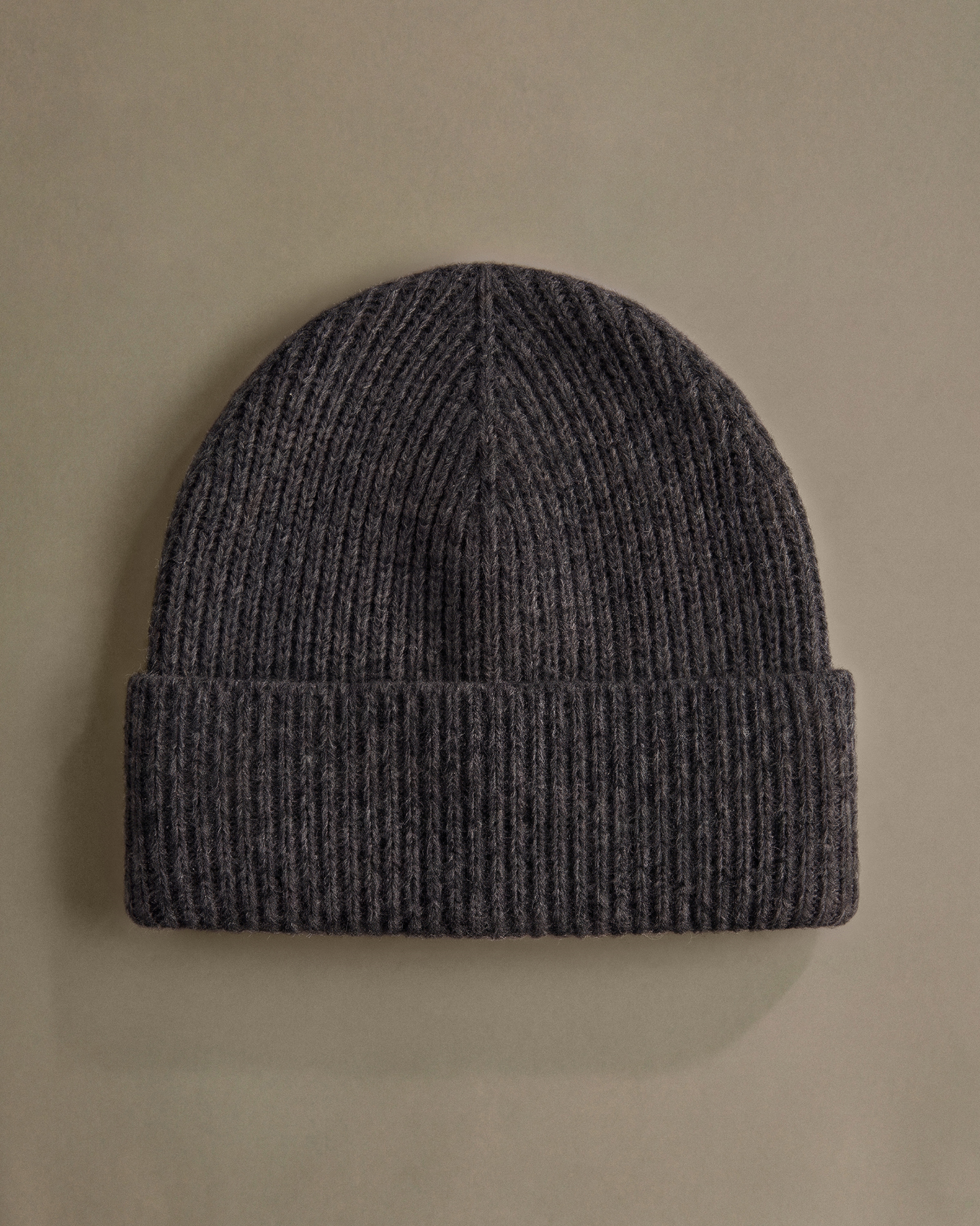 Mongolian Cashmere Ribbed Beanie-Heather Charcoal