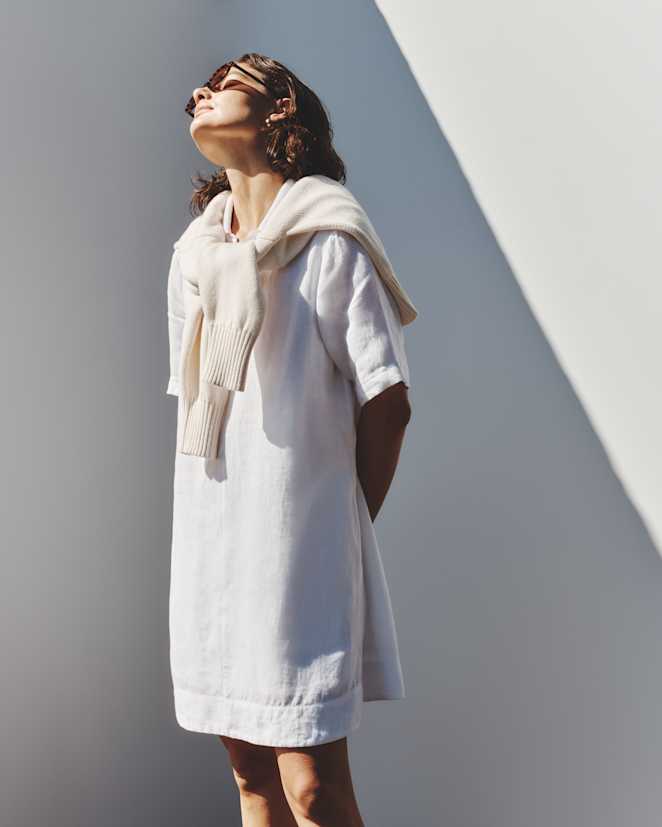 White Linen Editorial 01 0028 001 EDITED