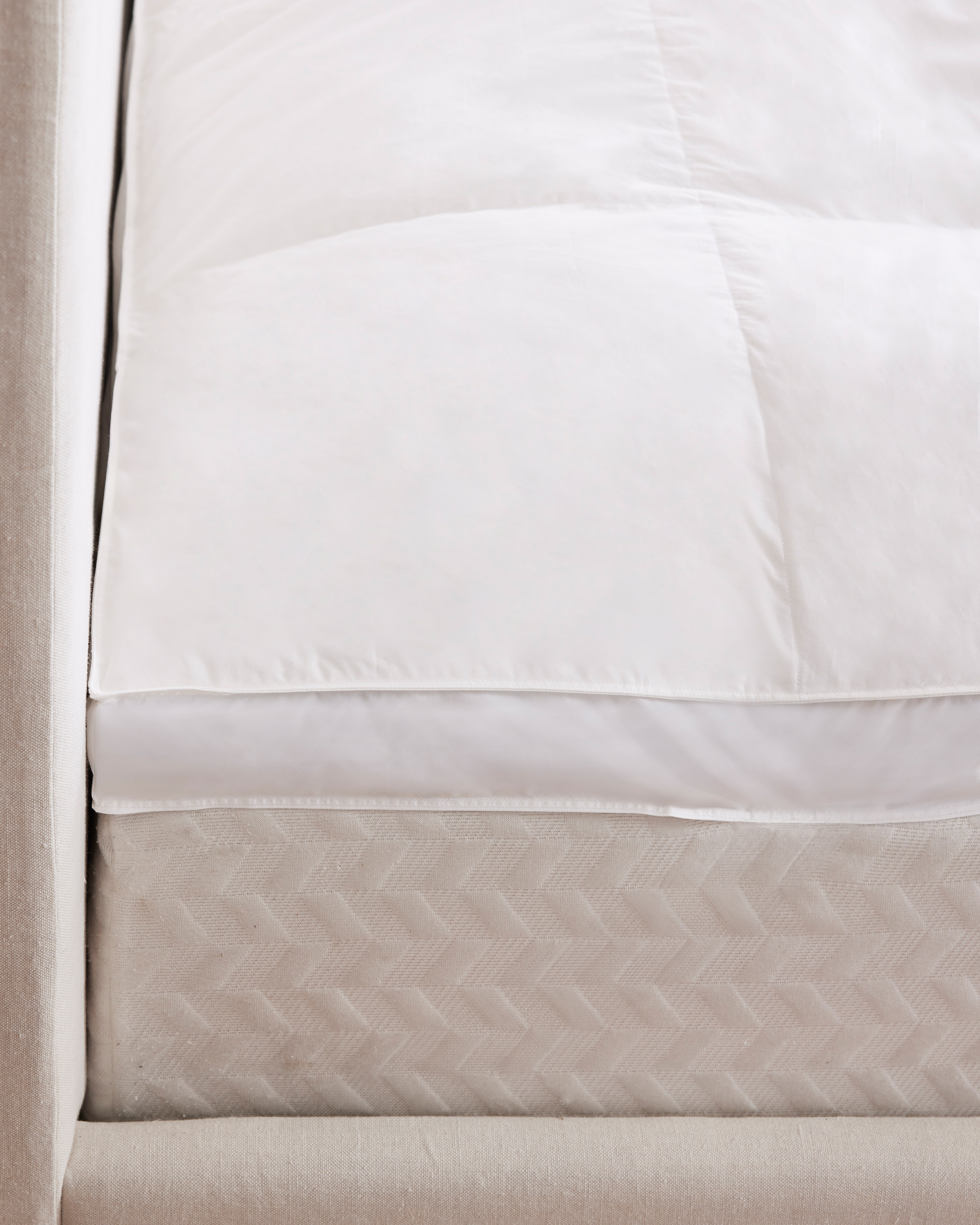 Premium Down Alternative Mattress Topper