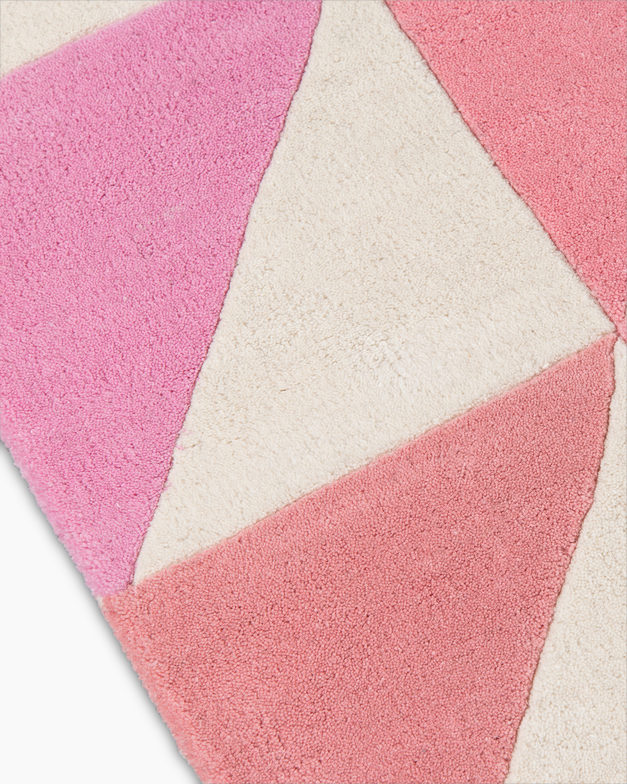 Tonal Triangles Hand-Tufted Rug Detail