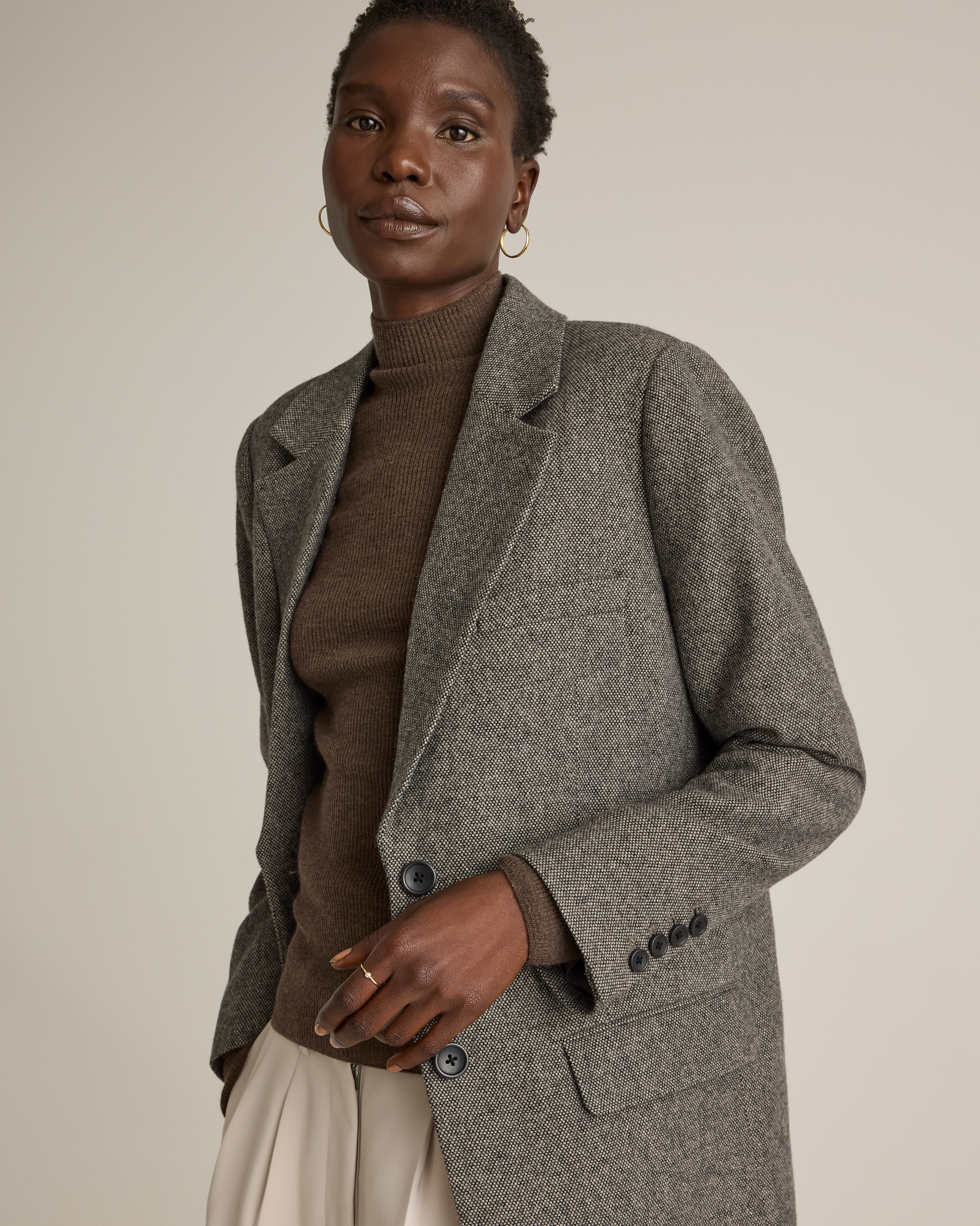[ロウ クラシック] LOW CLASSIC OVERSIZED 3-BUTTON WOOL BLAZER Low Classic Oversize single-breasted Blazer | Neutrals