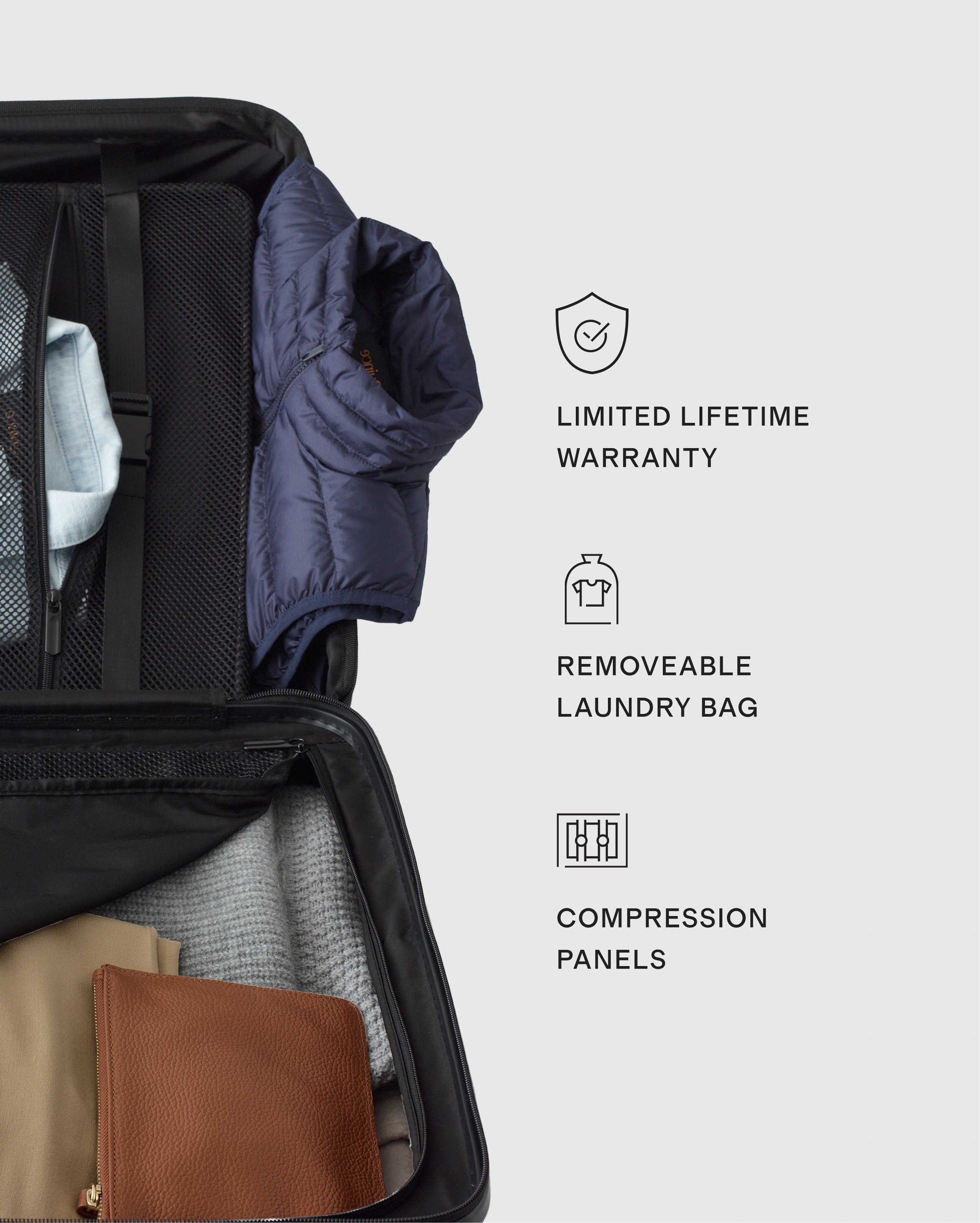 Medium Check-In Suitcase in Dark Green