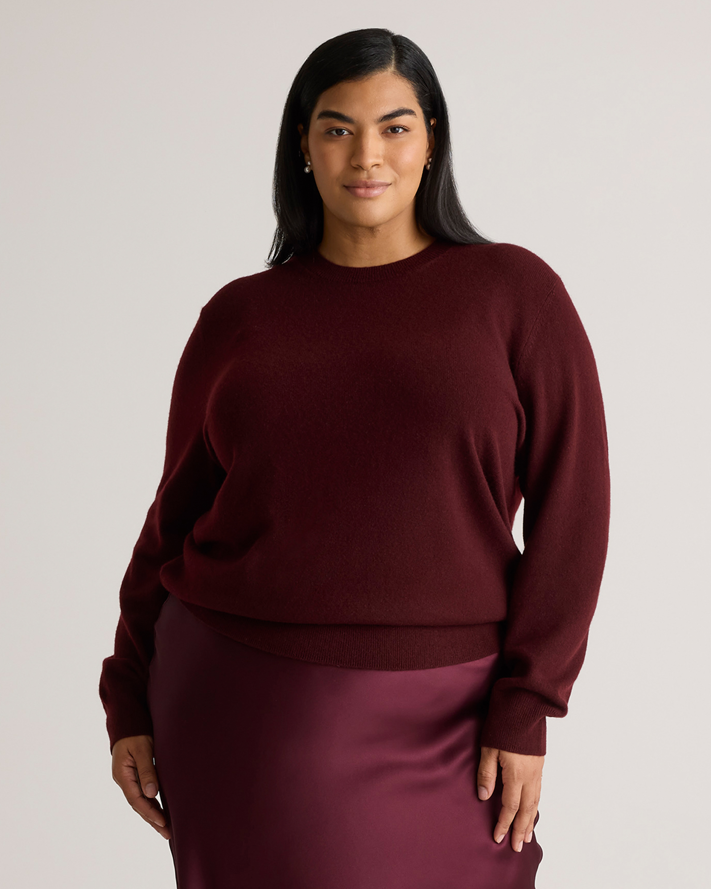 Quince Women's Mongolian Cashmere Crewneck Sweater In Rich Burgundy