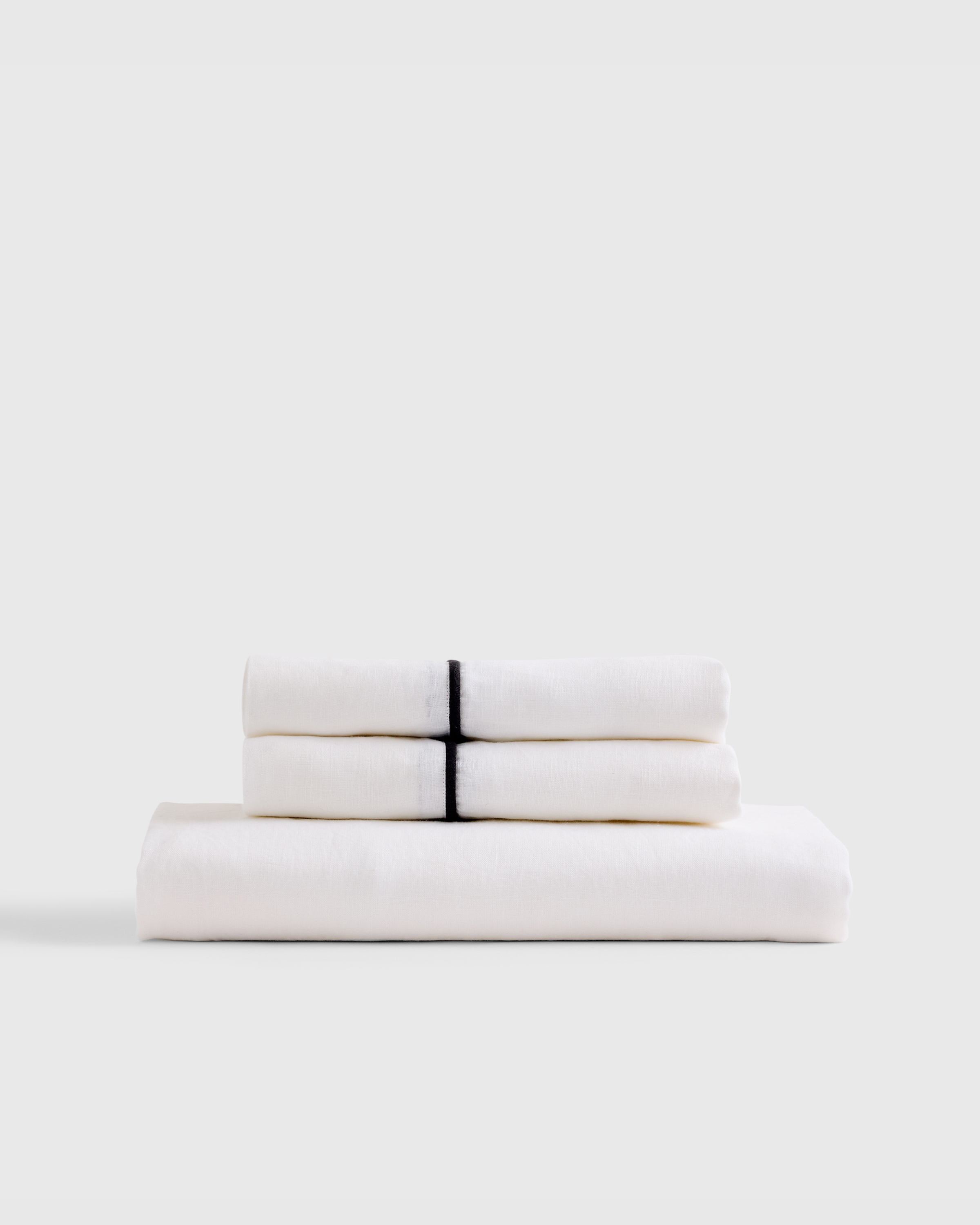 White/Black European Linen Piped Fitted Sheet Set