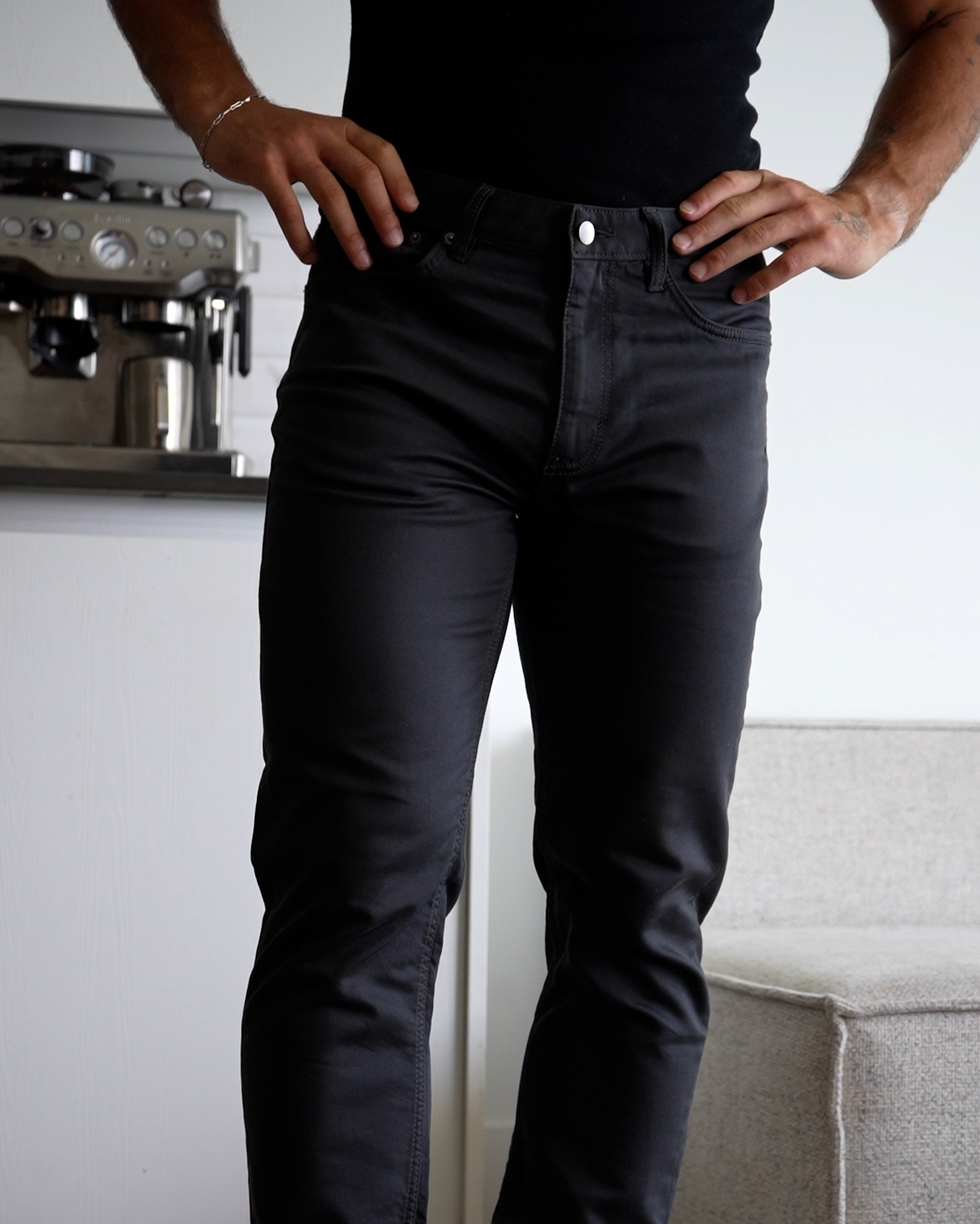 Comfort Stretch Traveler 5-Pocket Pants in Dark Charcoal | Quince