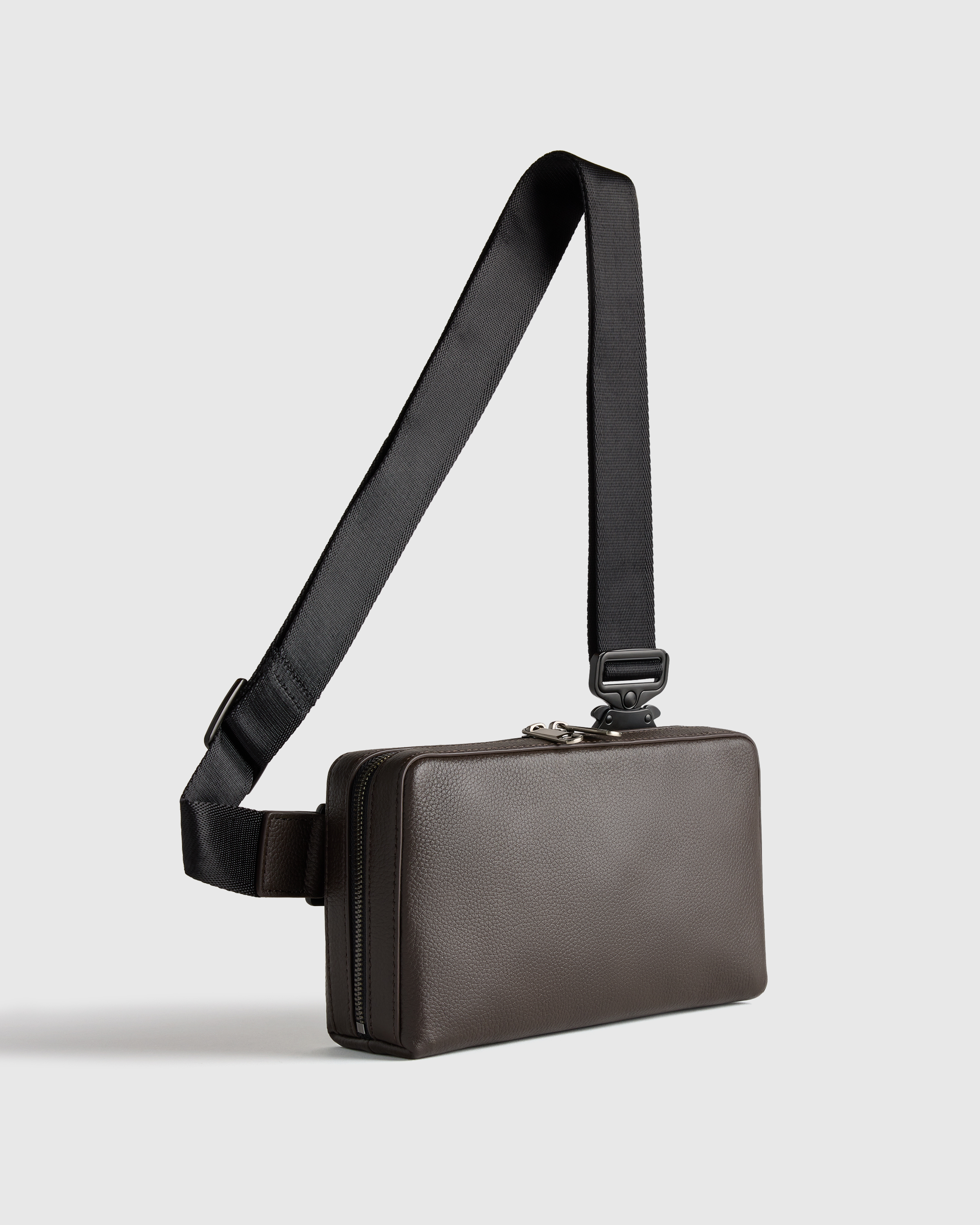 M-BAG-20-HIC Excursion Italian Leather Sling Hickory 161 CROPPED