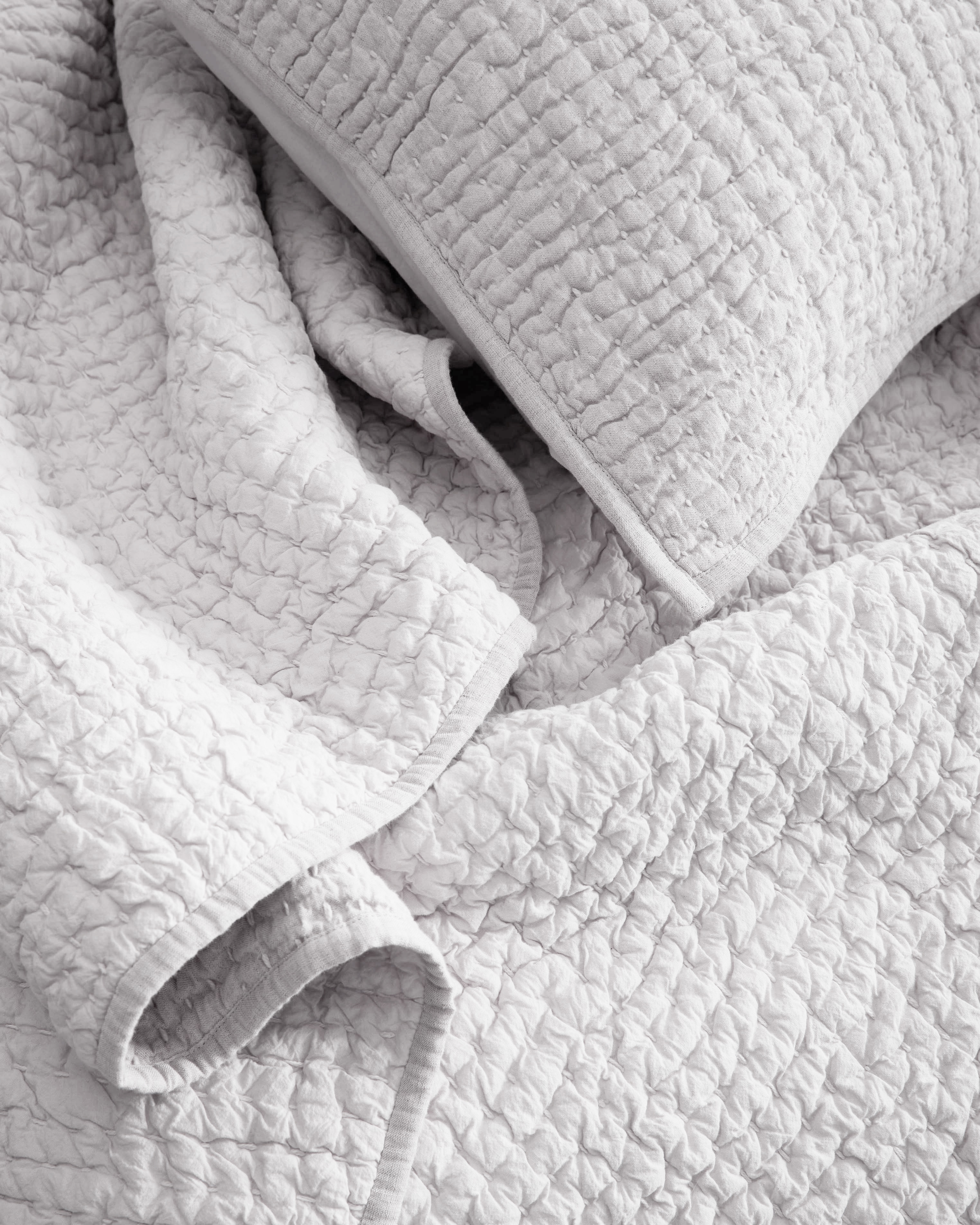 European Linen Cotton Stitch Quilt Set - White, King/Cal King