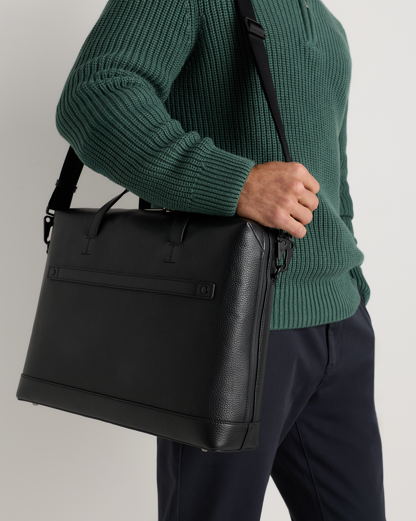Excursion Italian Leather Slim Laptop Bag in Black