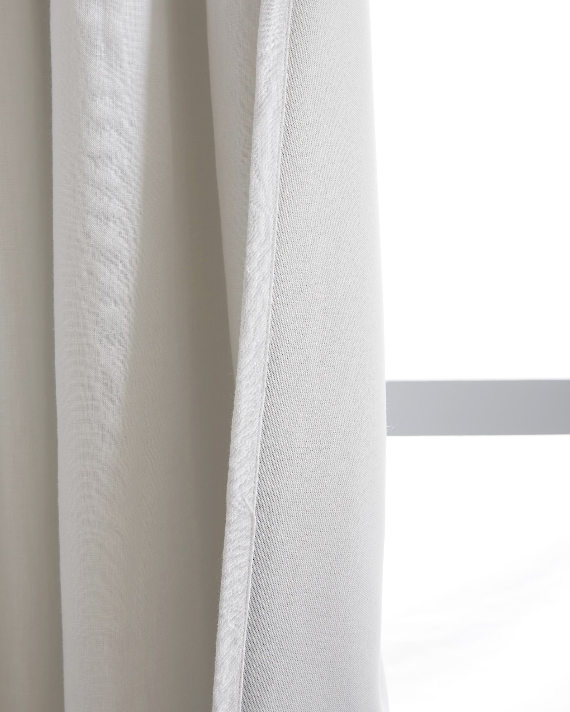 European Linen Room Darkening Curtain - White, 96x84