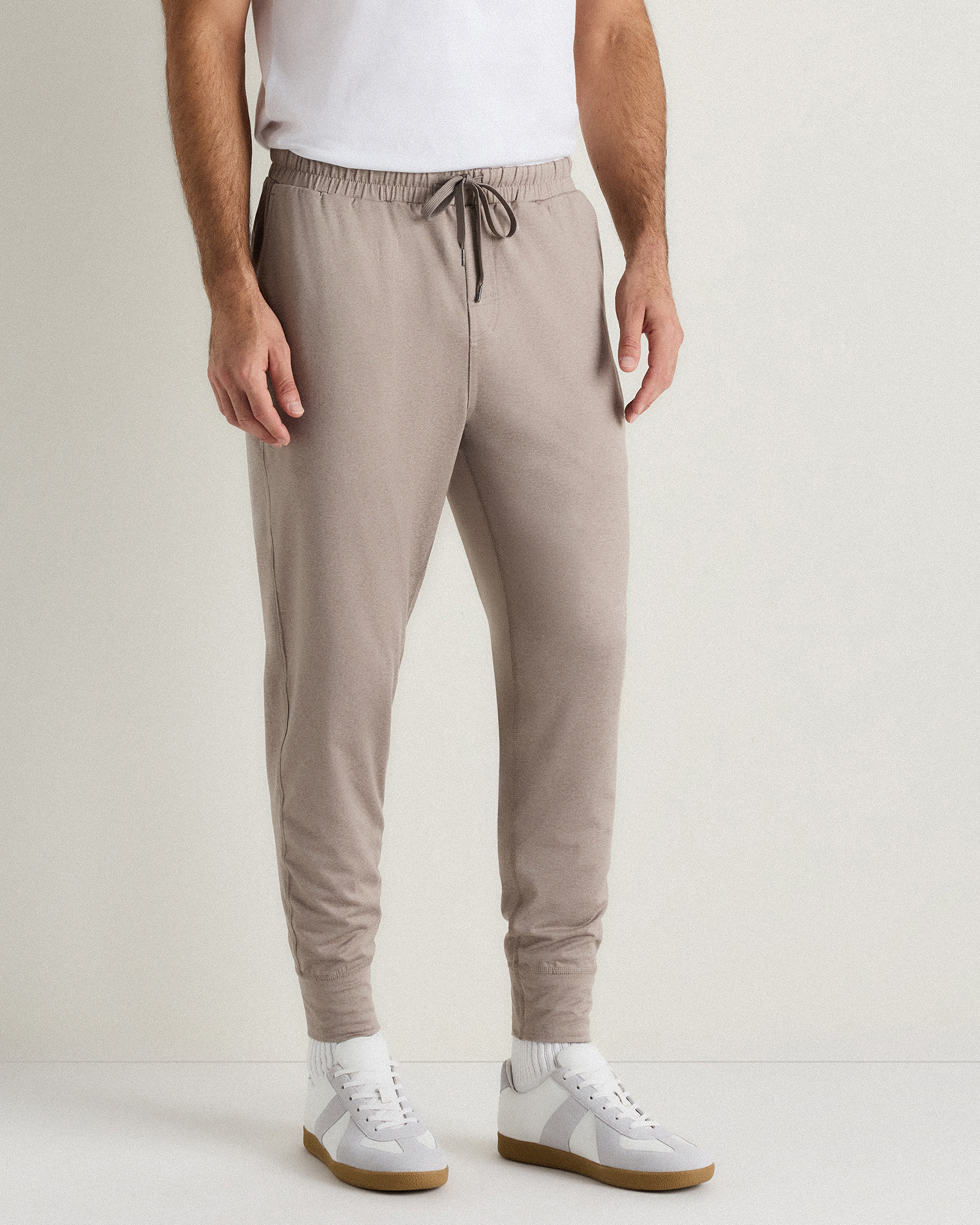 Quince Men's Flowknit Performance Jogger In Brown