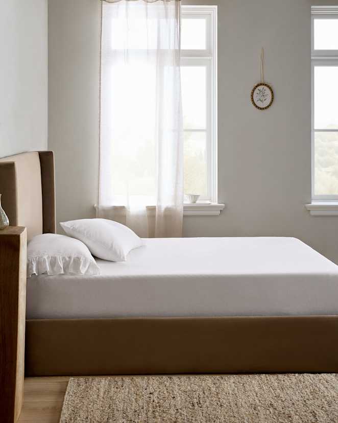 U-BEDD-557-WHIT-0272 EDITED