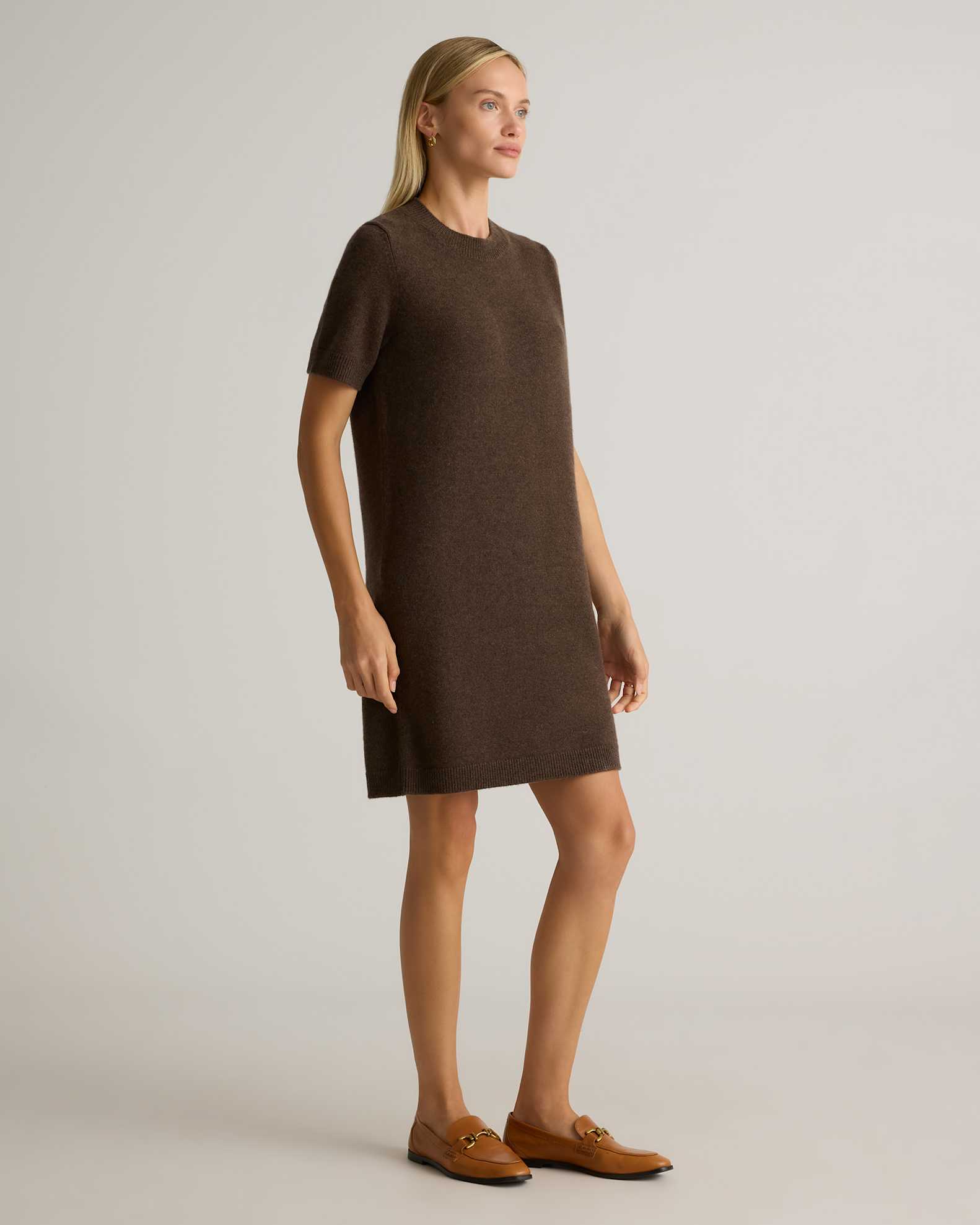 Quince Women's Mongolian Cashmere Short Sleeve Mini Dress, Medium Size, Warm Brown, Perfect for Year-Round Wear Quince Women's Mongolian Cashmere Short Sleeve Mini Dress, Medium Size, Warm Brown, Perfect for Year-Round Wear