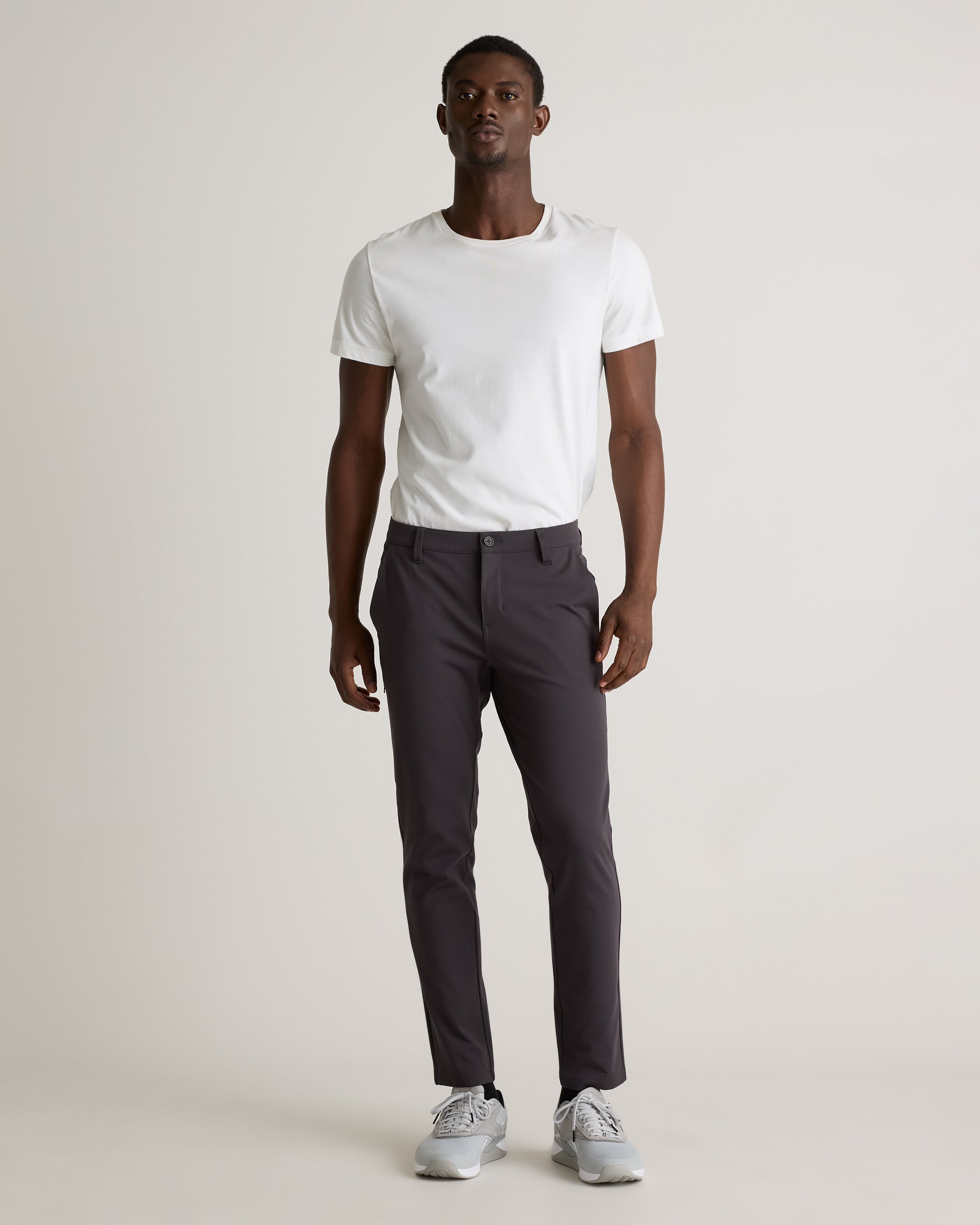 Clubhouse Tapered Golf Pant in Dark Coal