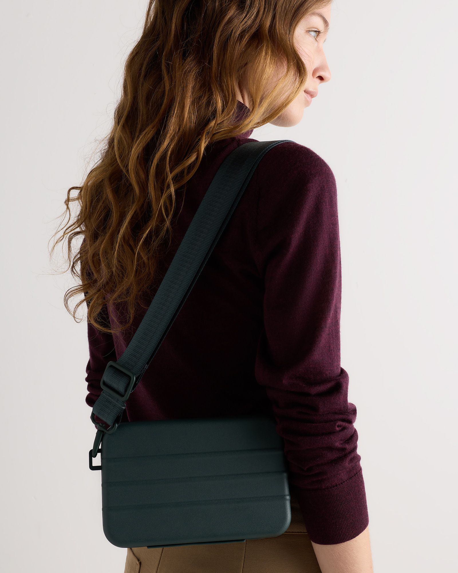 Hard Shell Compact Crossbody - thumbnail 10