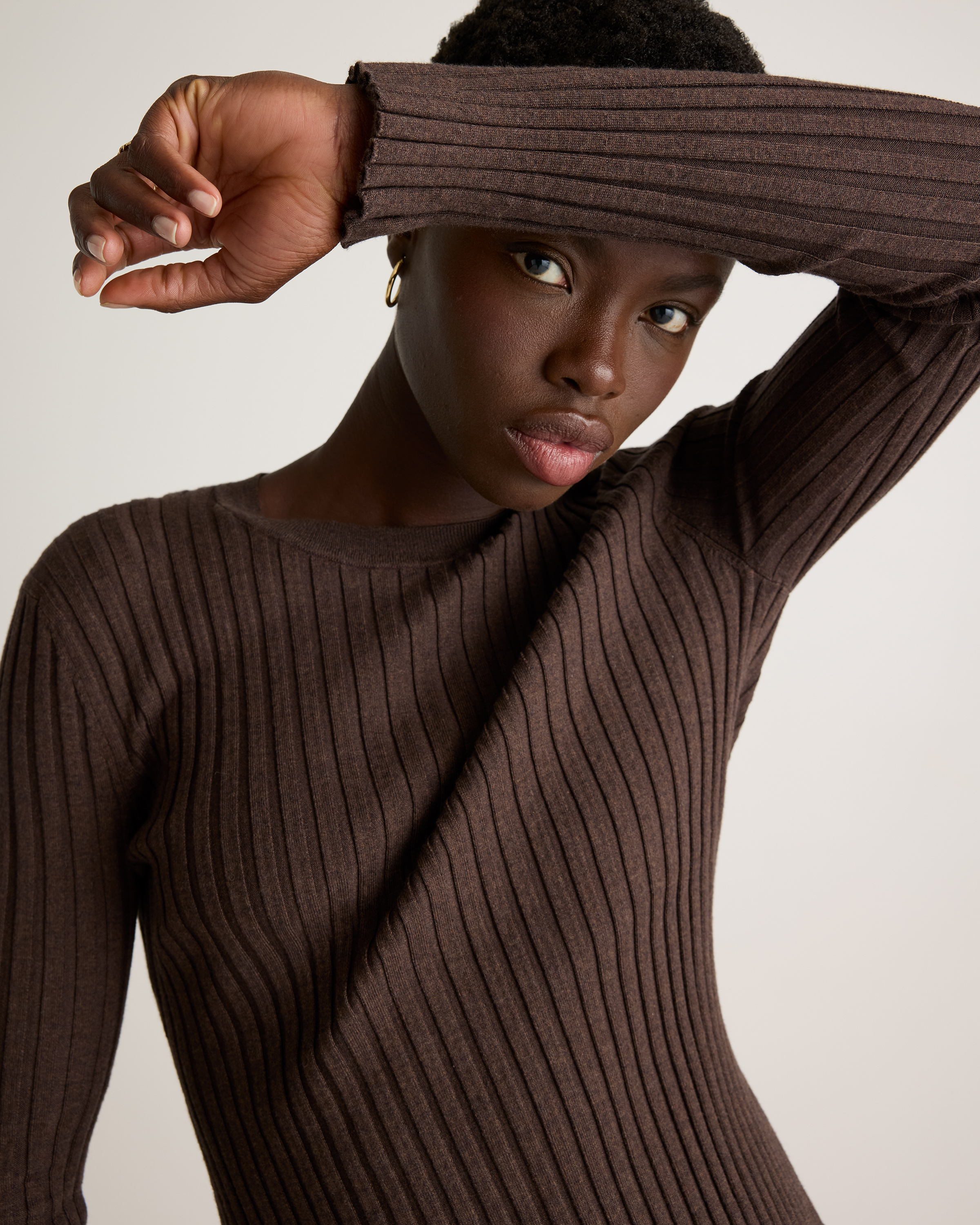 Cotton Cashmere Ribbed Long Sleeve Sweater in Mocha Heather