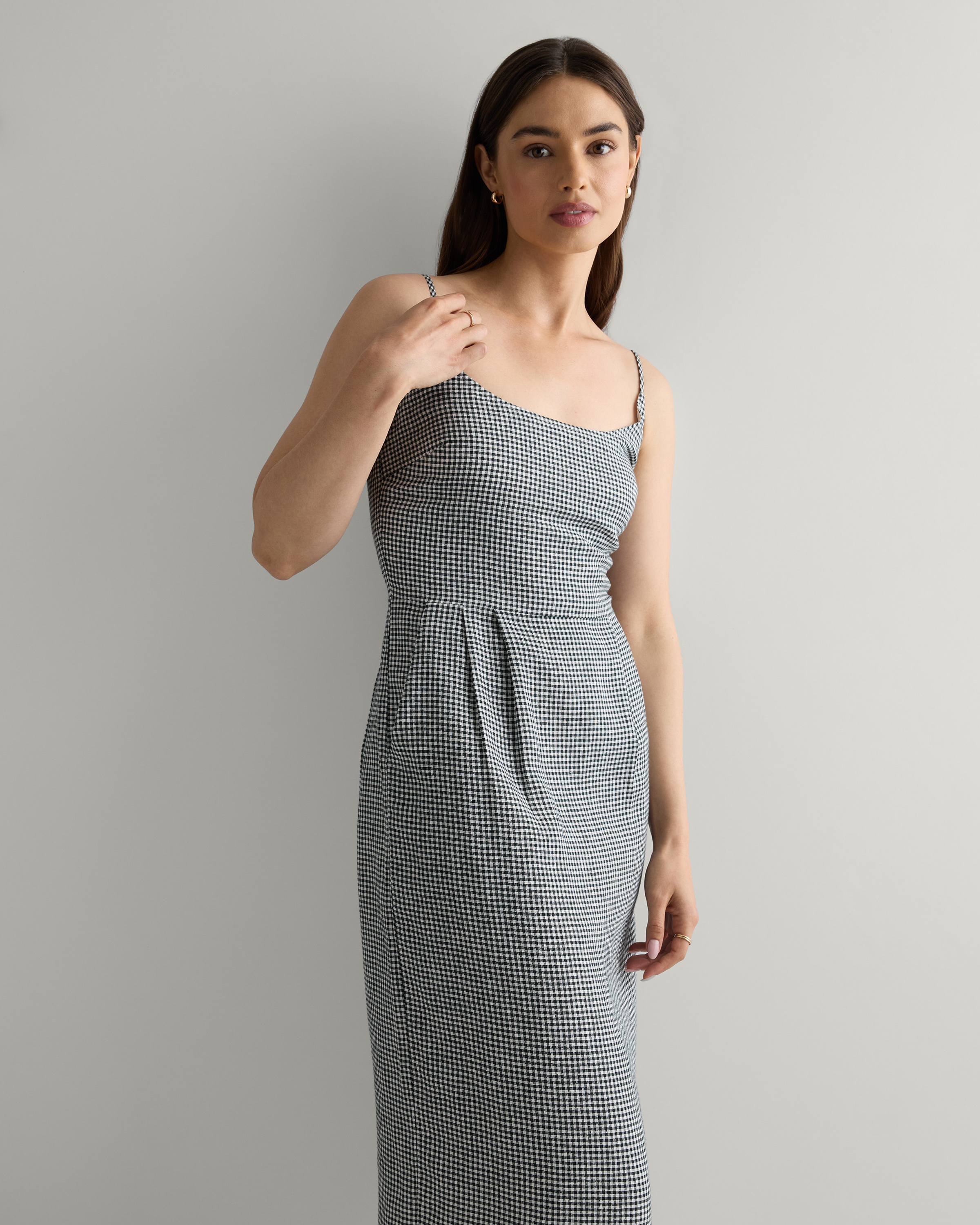 100% European Linen Scoop Neck Midi Dress in Classic Mini Gingham | Quince  Canada