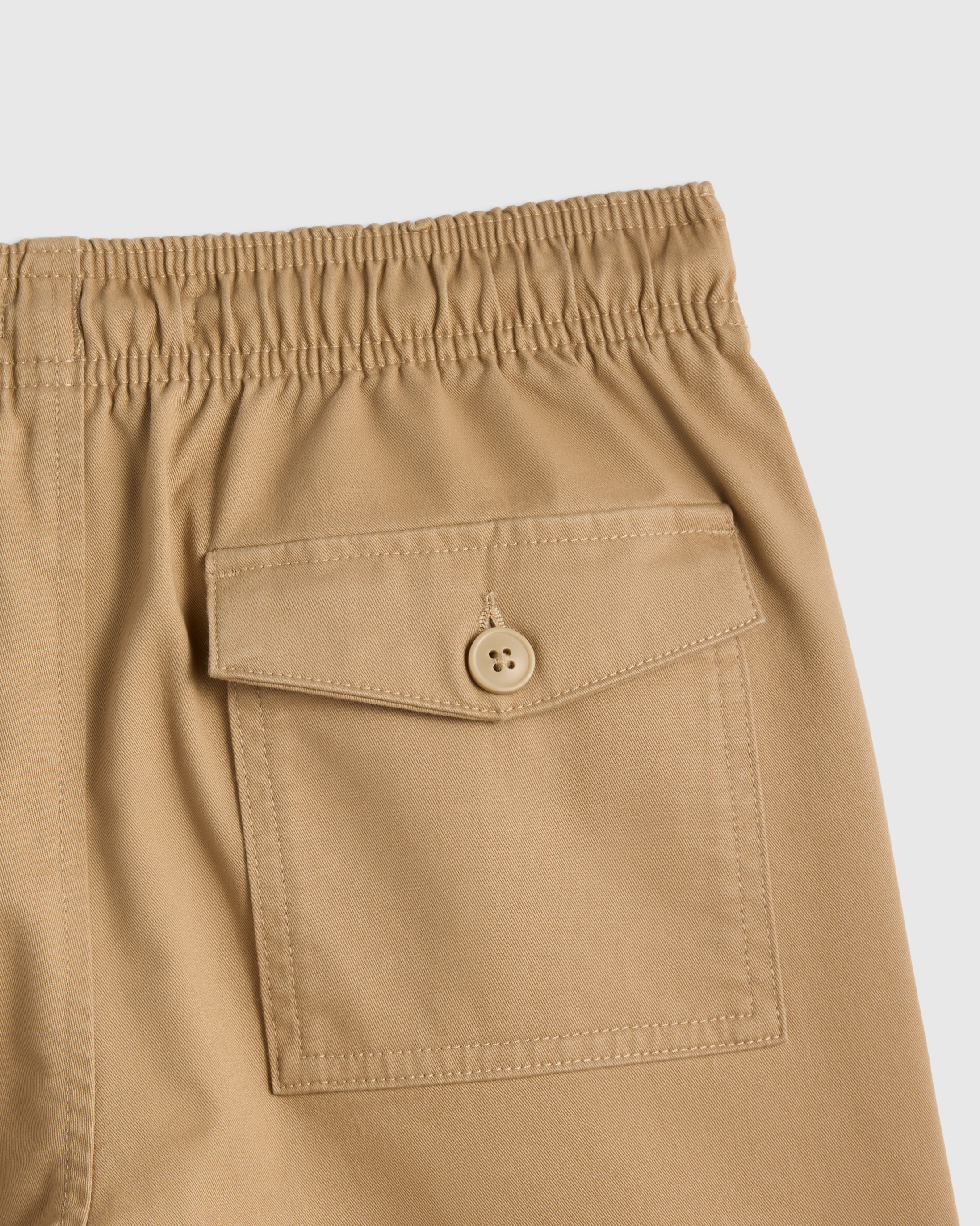 Organic Cotton Stretch Pull-On Chino Short in Light Khaki