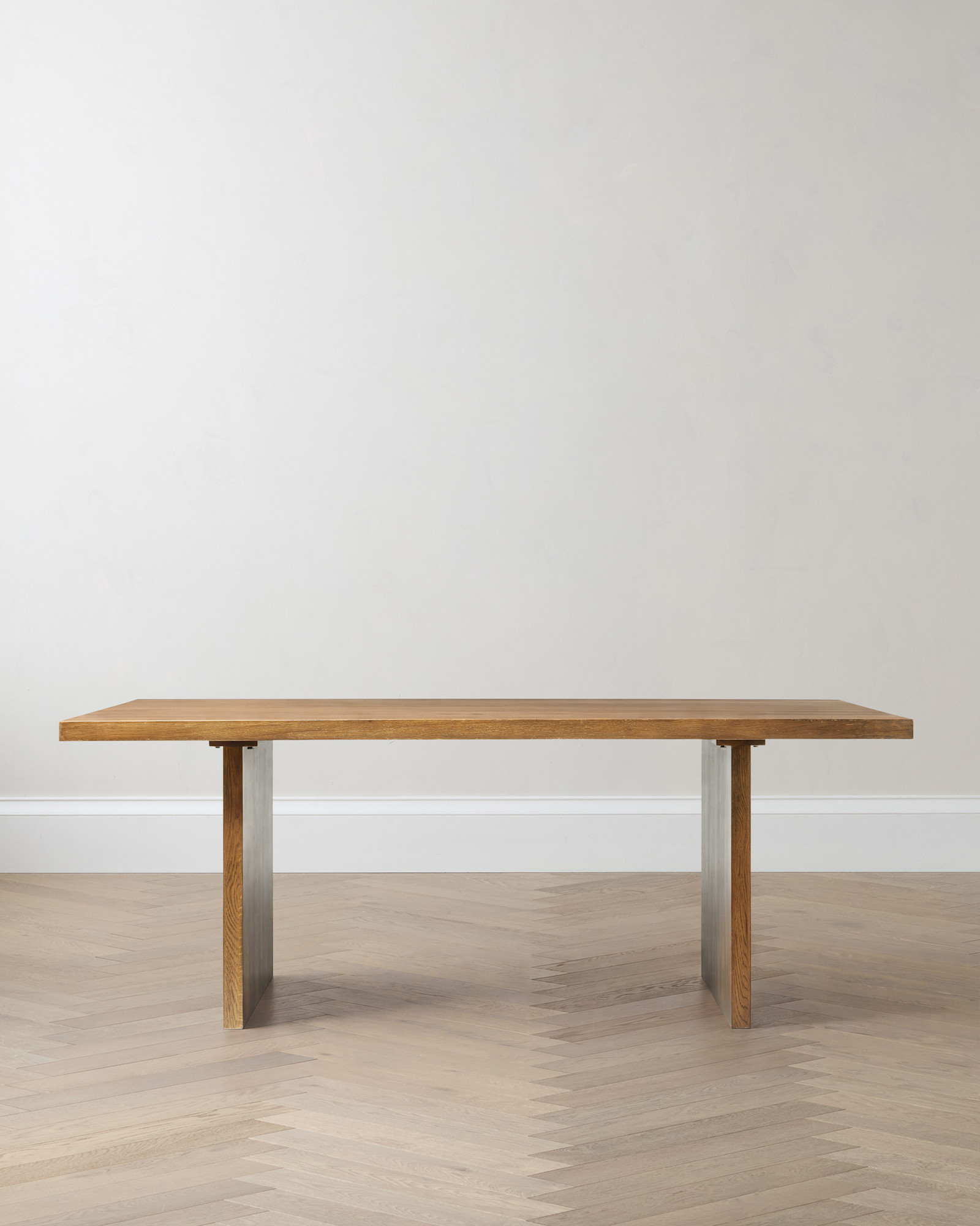 U-FURN-492-AMBEROAK-01