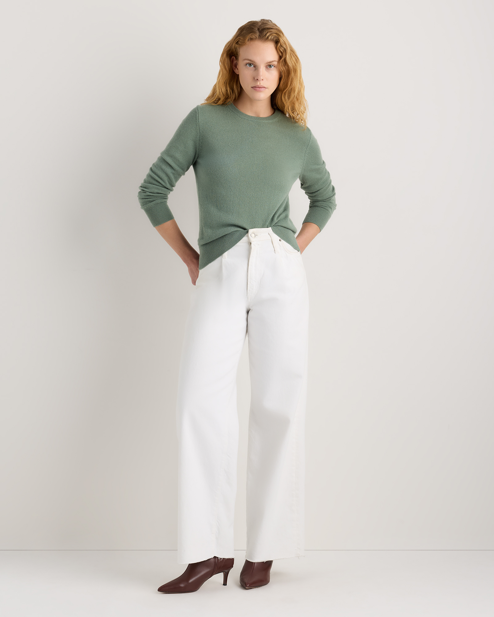 Mongolian Cashmere Crewneck Sweater in Sea Spray Green
