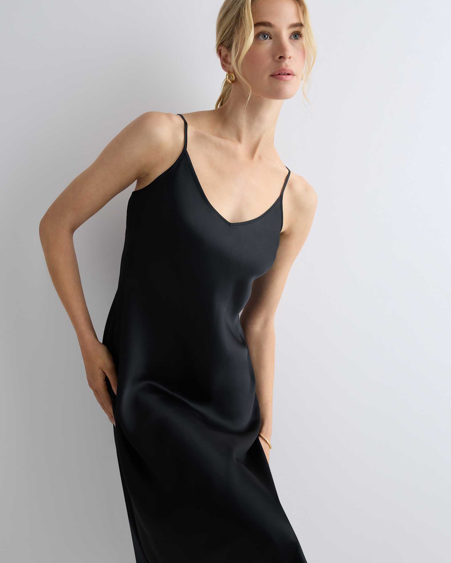 Quince Women's Washable 100% Mulberry Silk Slip Dress, Black, Size XL - Midi Length, Bias Cut, Satin Finish, Hypo-allergenic, Thermoregulating Quince Women's Washable 100% Mulberry Silk Slip Dress, Black, Size XL - Midi Length, Bias Cut, Satin Finish, Hypo-allergenic, Thermoregulating