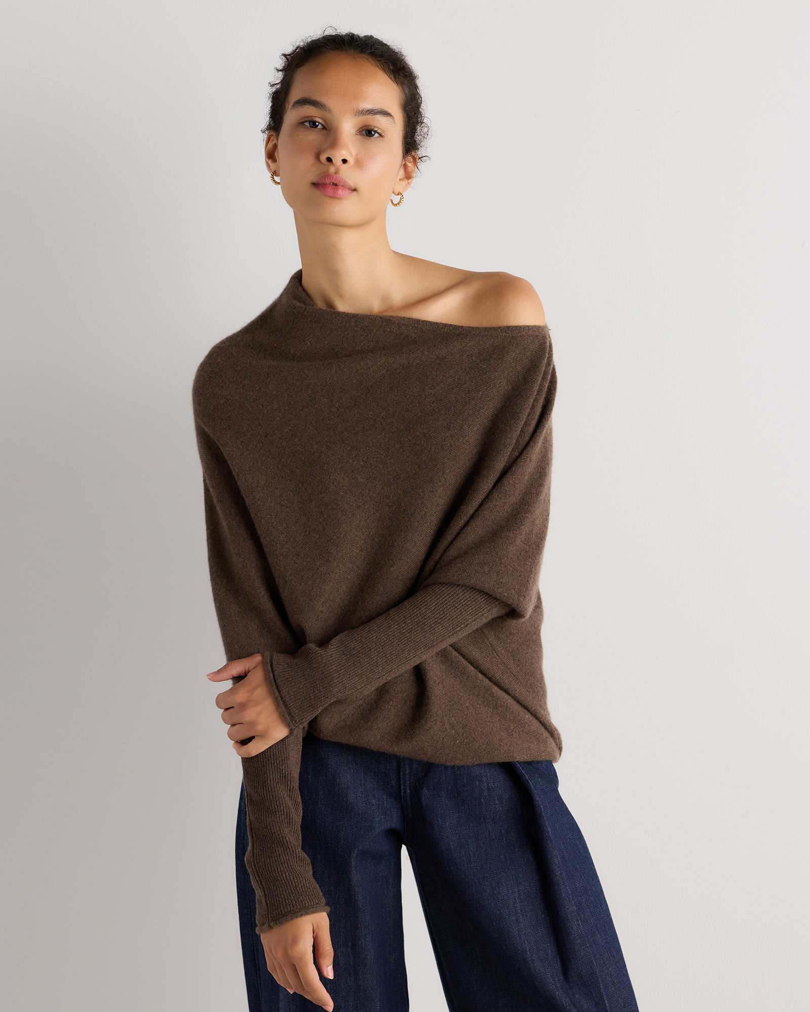 Brown Pull drapé asymétrique 100 % cachemire de Mongolie
