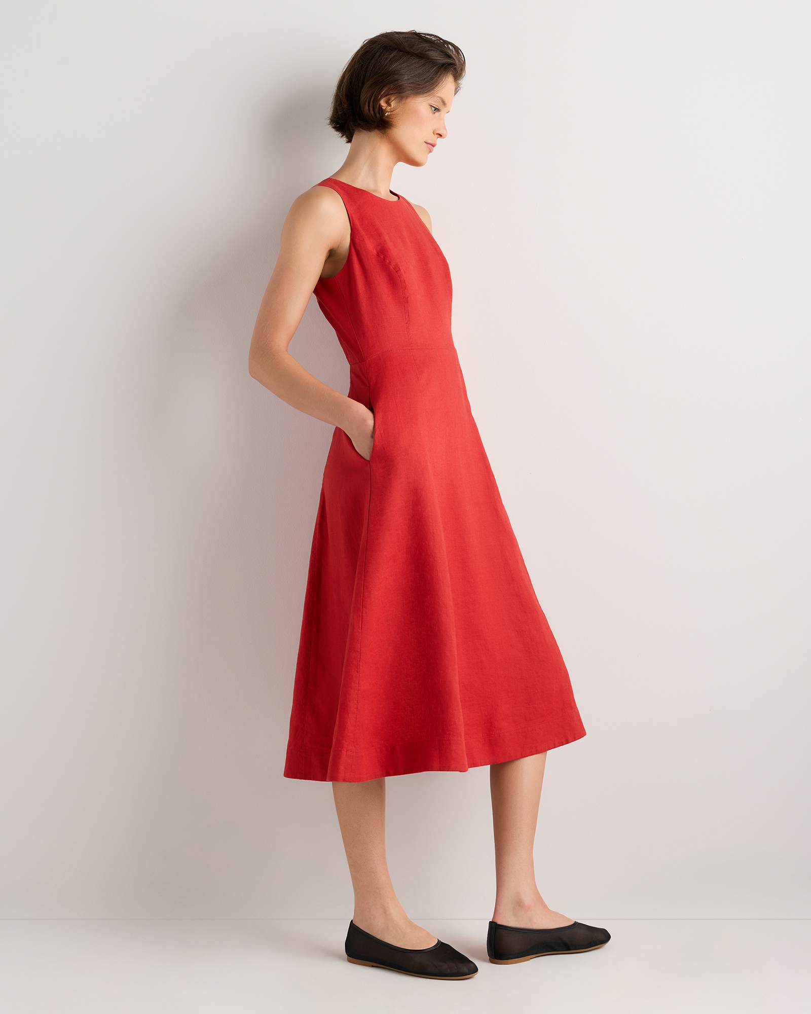 100% European Linen High Neck Dress in Chile