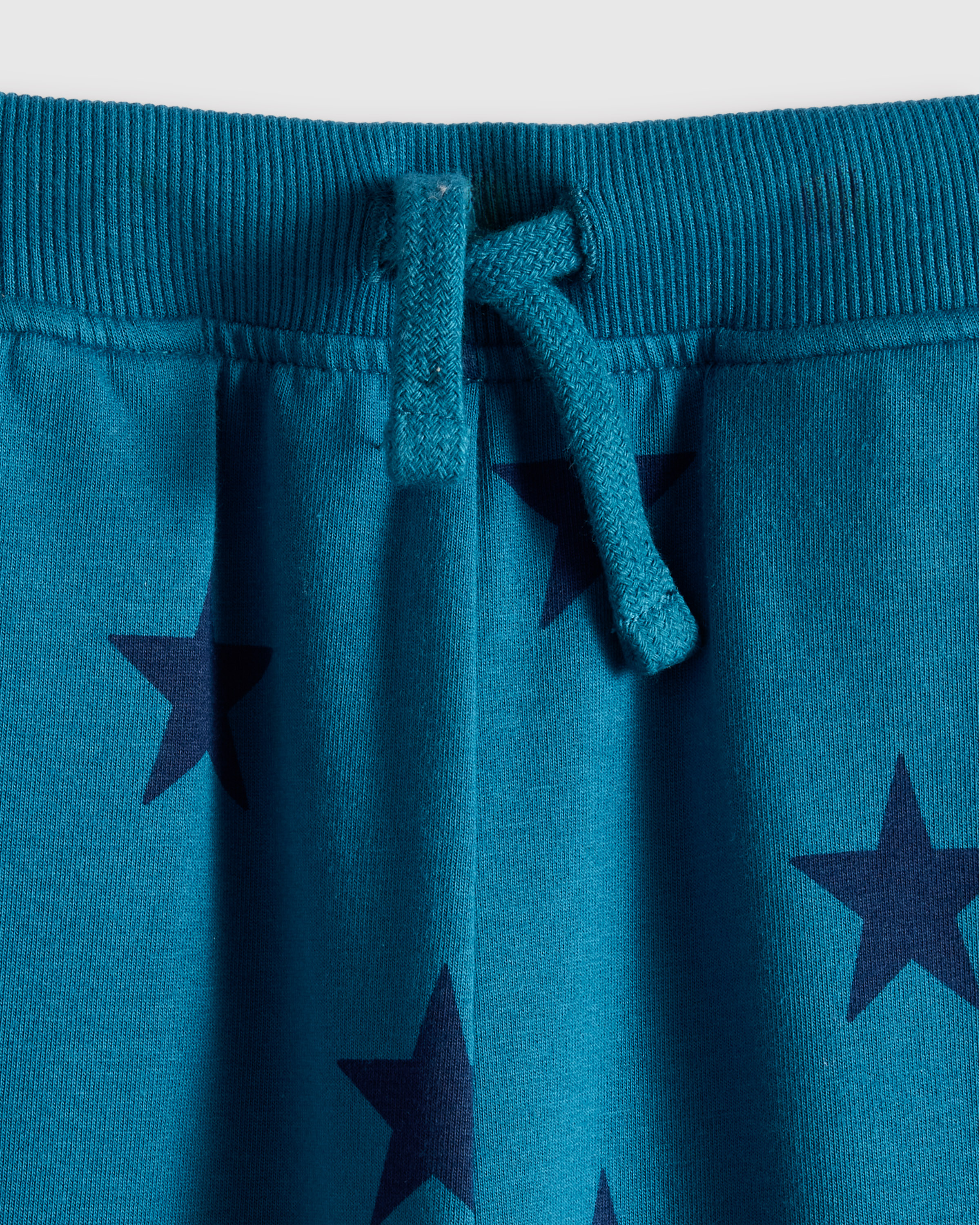 U--1046-BLUSTRZ-025 CROPPED