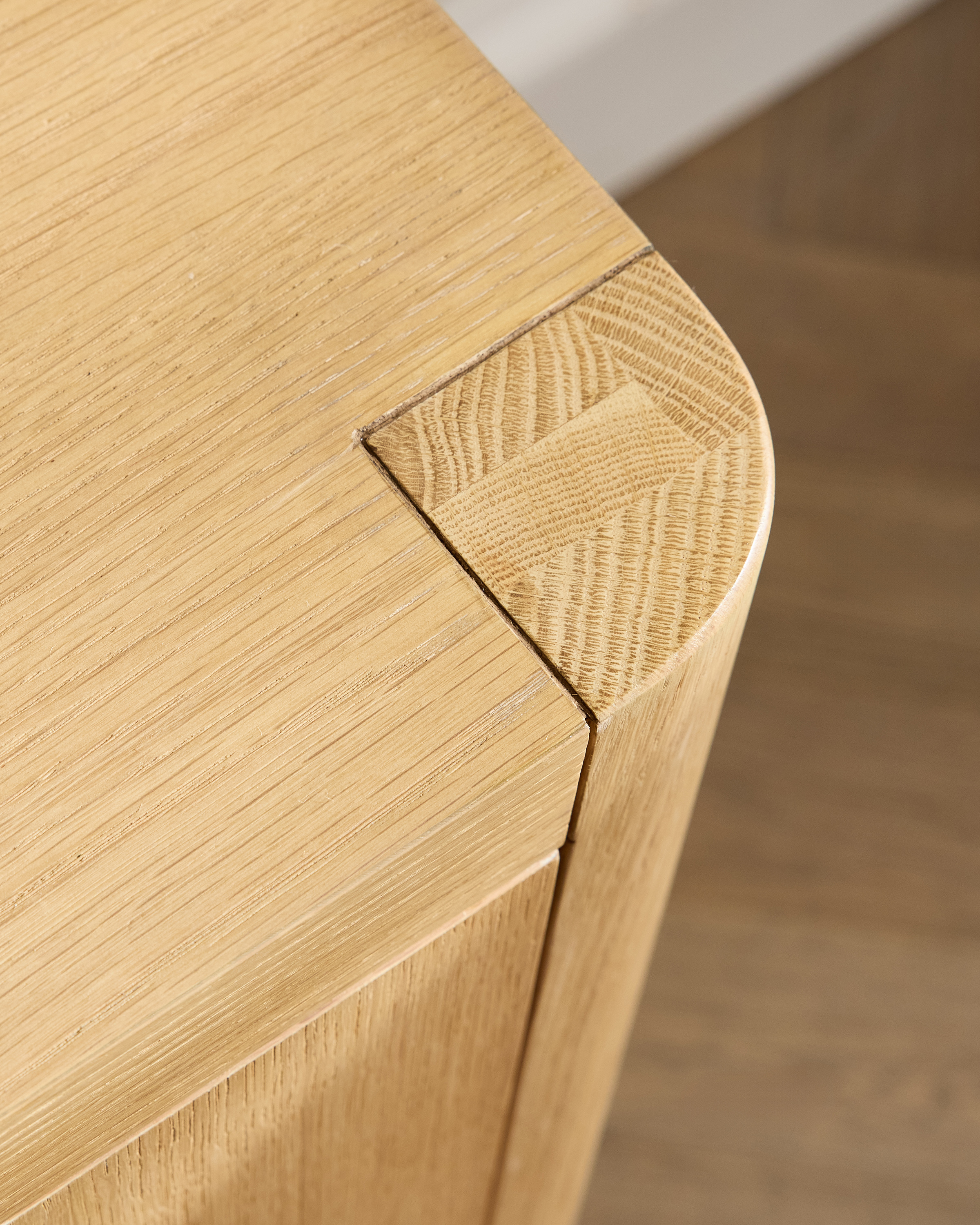 Rustic Oak Sideboard - thumbnail 10