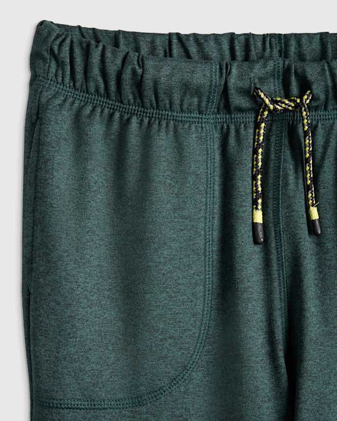 U--957-HEAGREEN-079 CROPPED