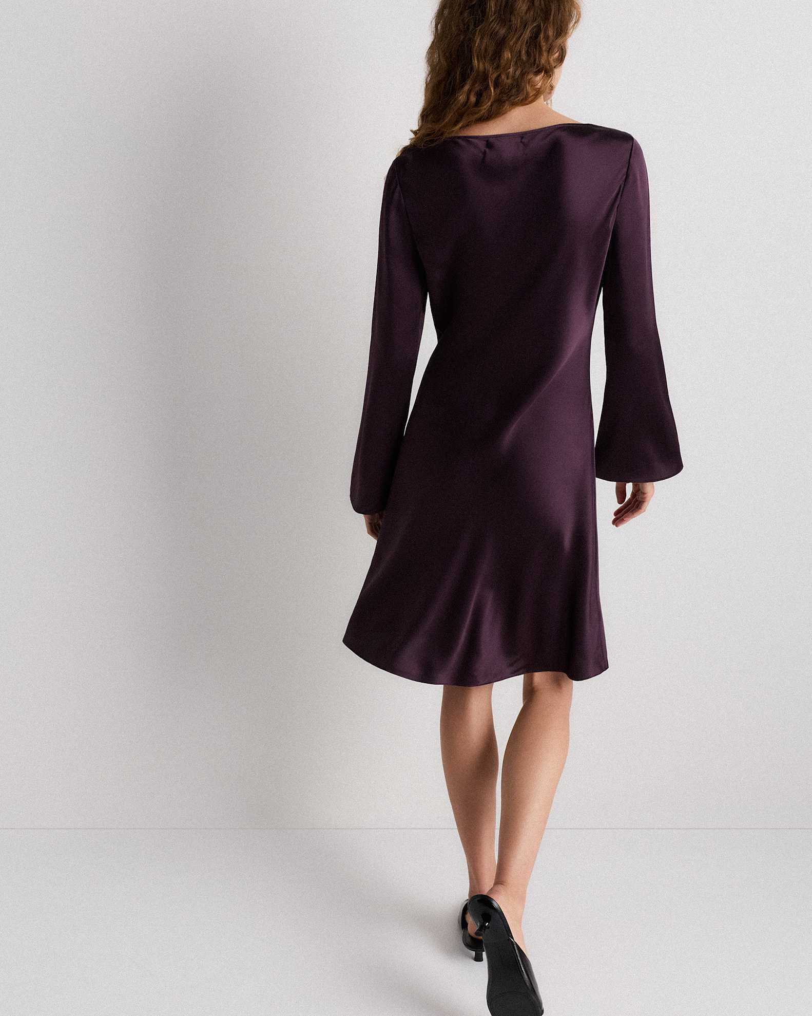 Women's Long Sleeve Mini Dress in Deep Orchid Purple, Size XS, Silk by Quince Women's Long Sleeve Mini Dress in Deep Orchid Purple, Size XS, Silk by Quince