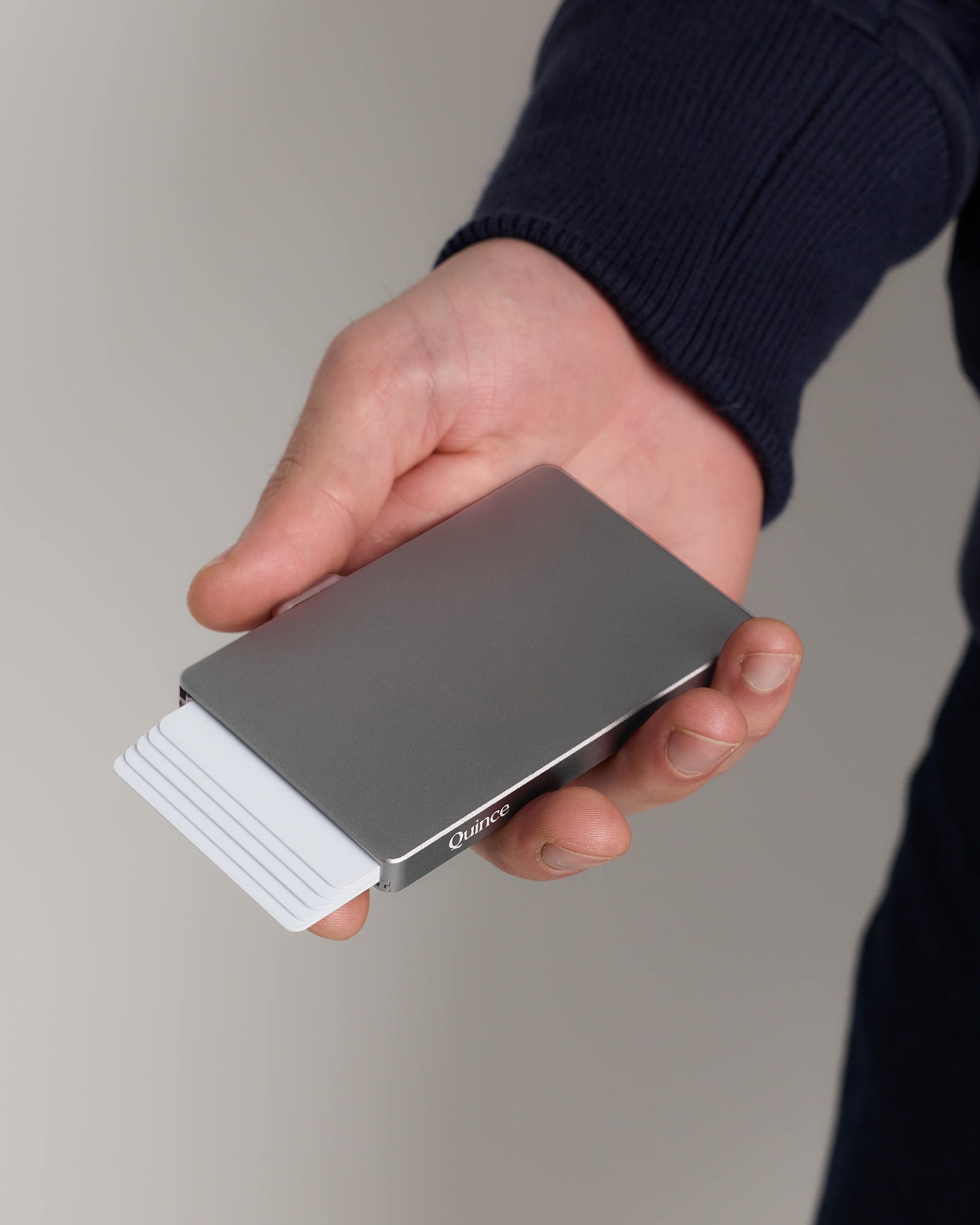 Titanium RFID Card Holder - thumbnail 9