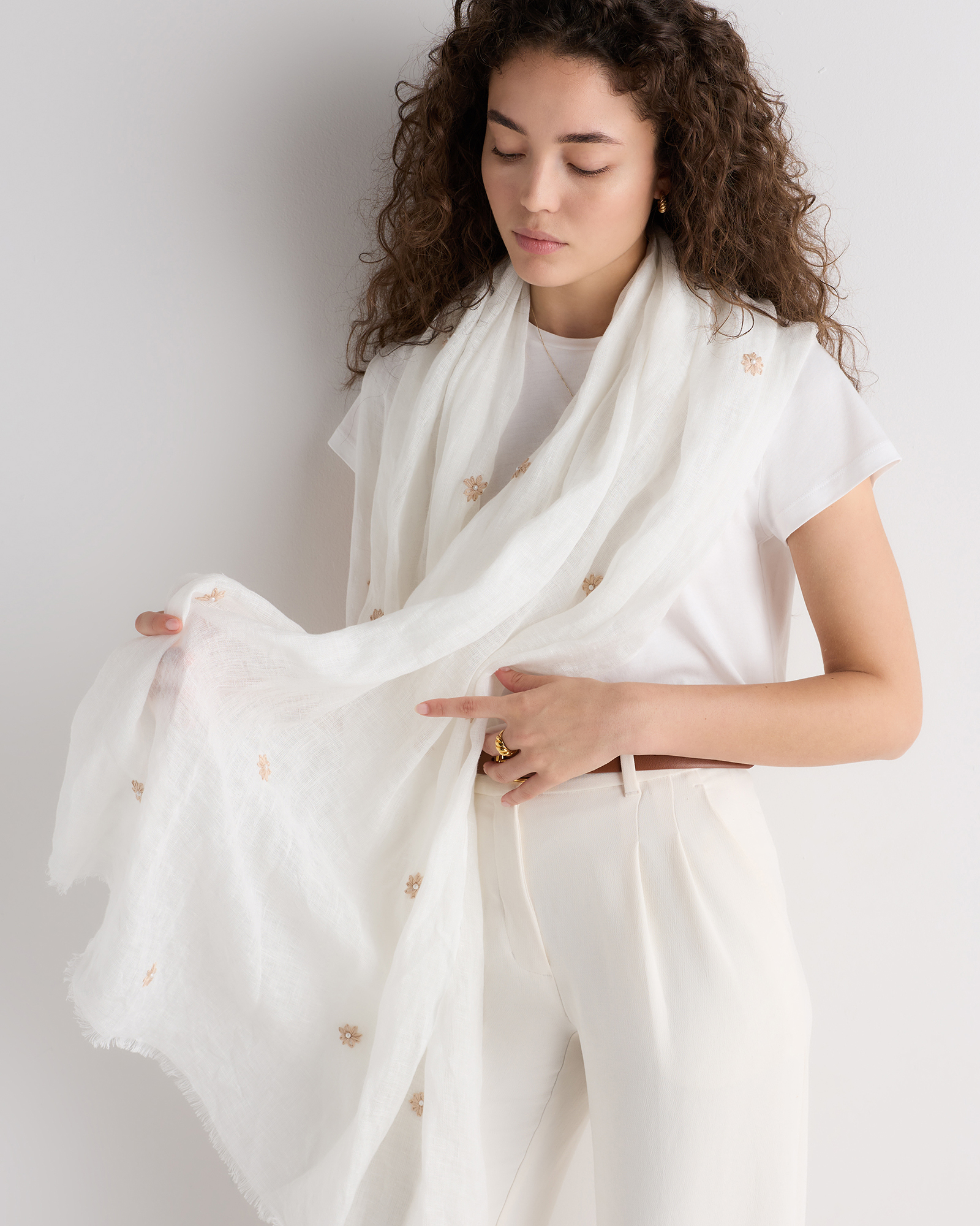 100% European Linen Embroidered Scarf - thumbnail 3