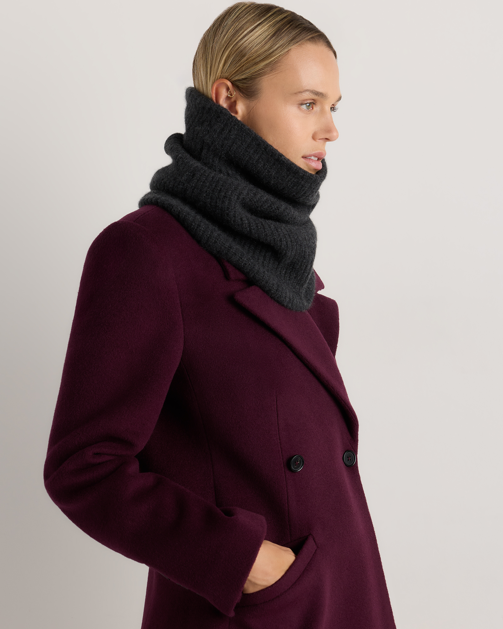 Mongolian Cashmere Snood in Charcoal Heather