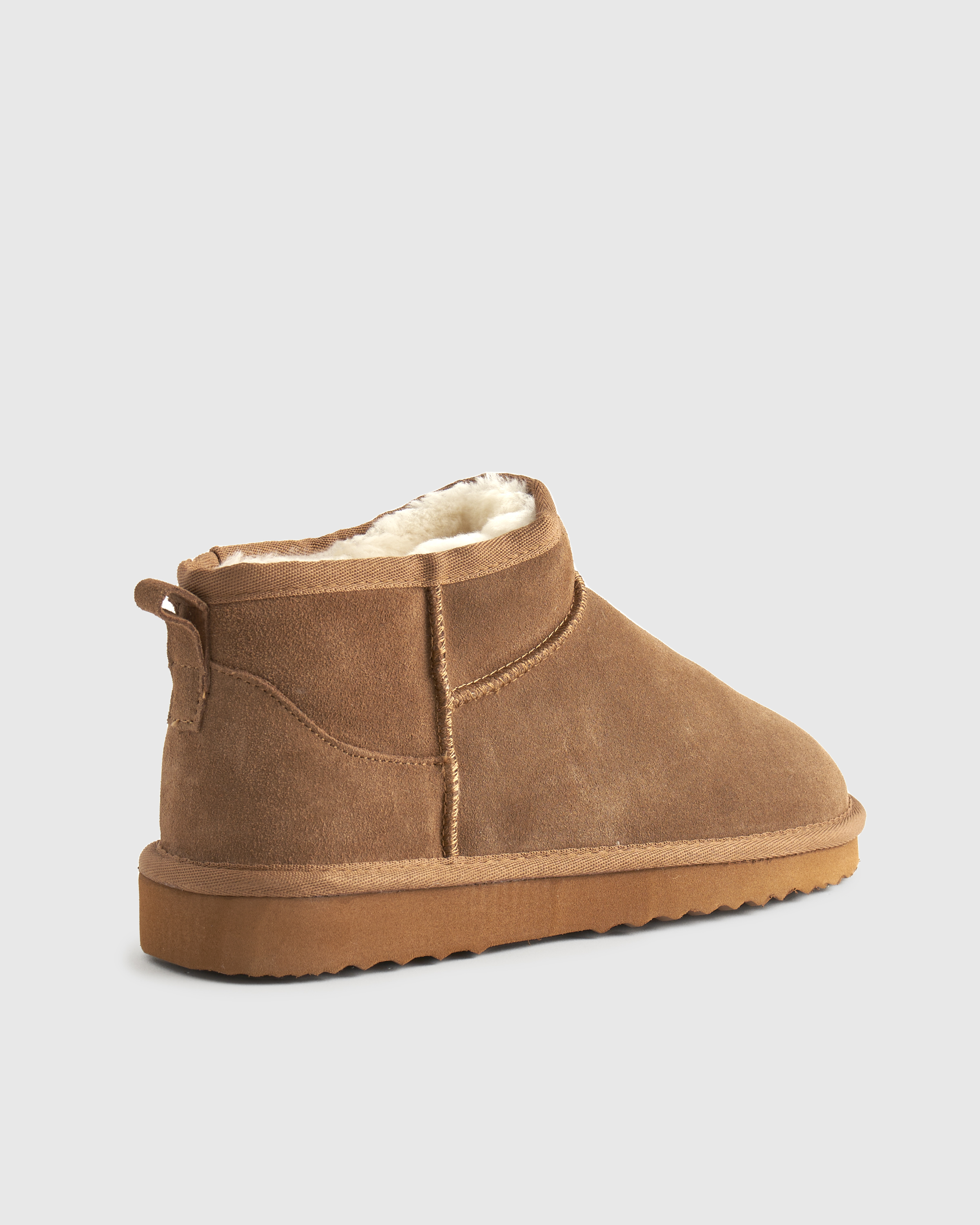 Mini Boots Pecan 3